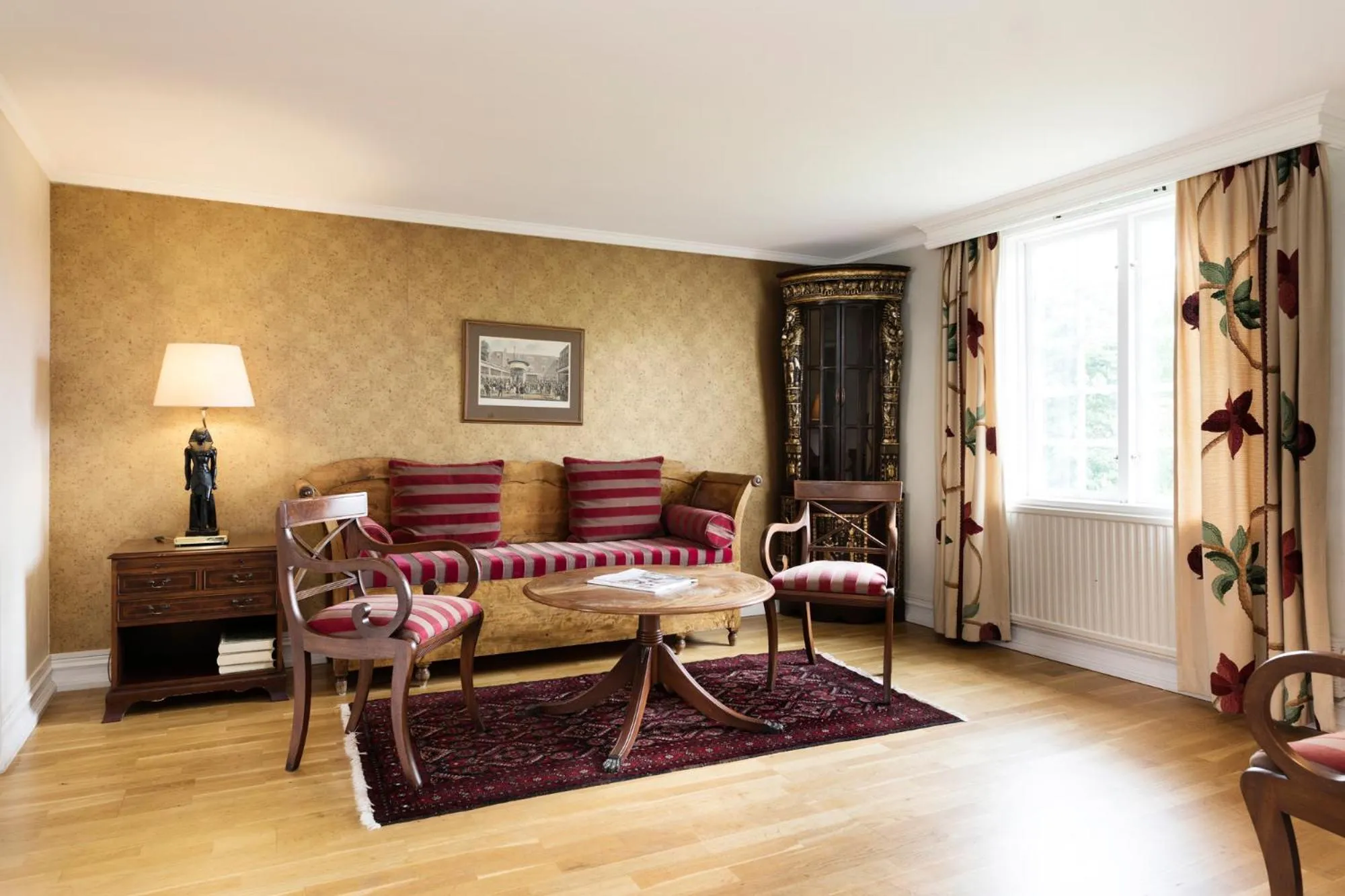 Living room in Ronnums Herrgård