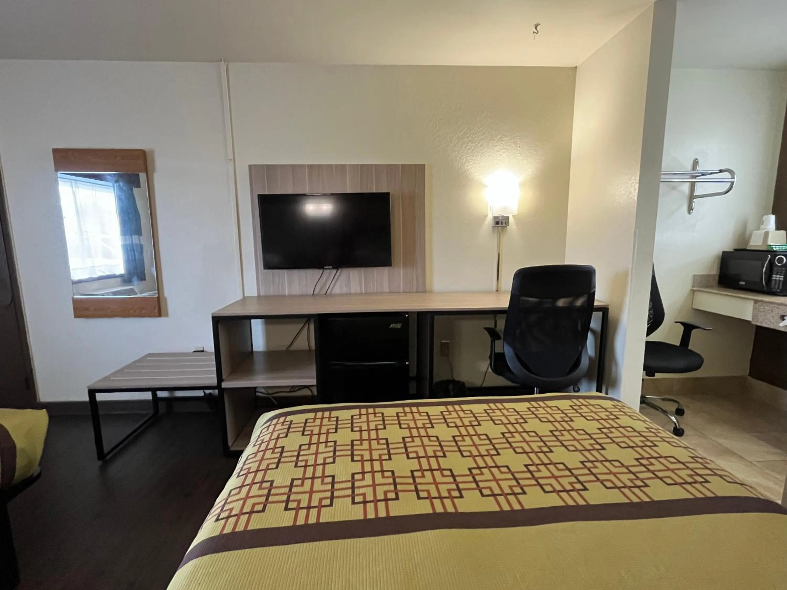 Bedroom, Bed in Budget Inn By OYO Nassawadox Hwy 13