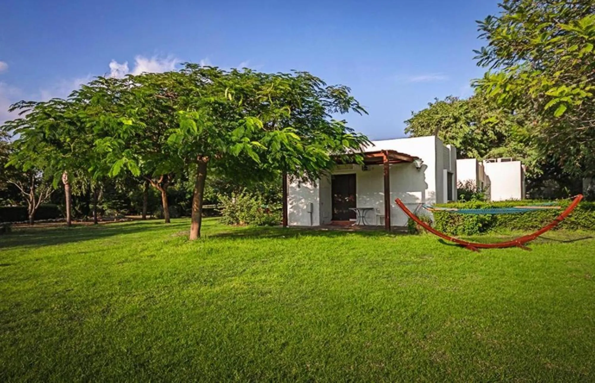 Property building in Nachsholim Beach Hotel