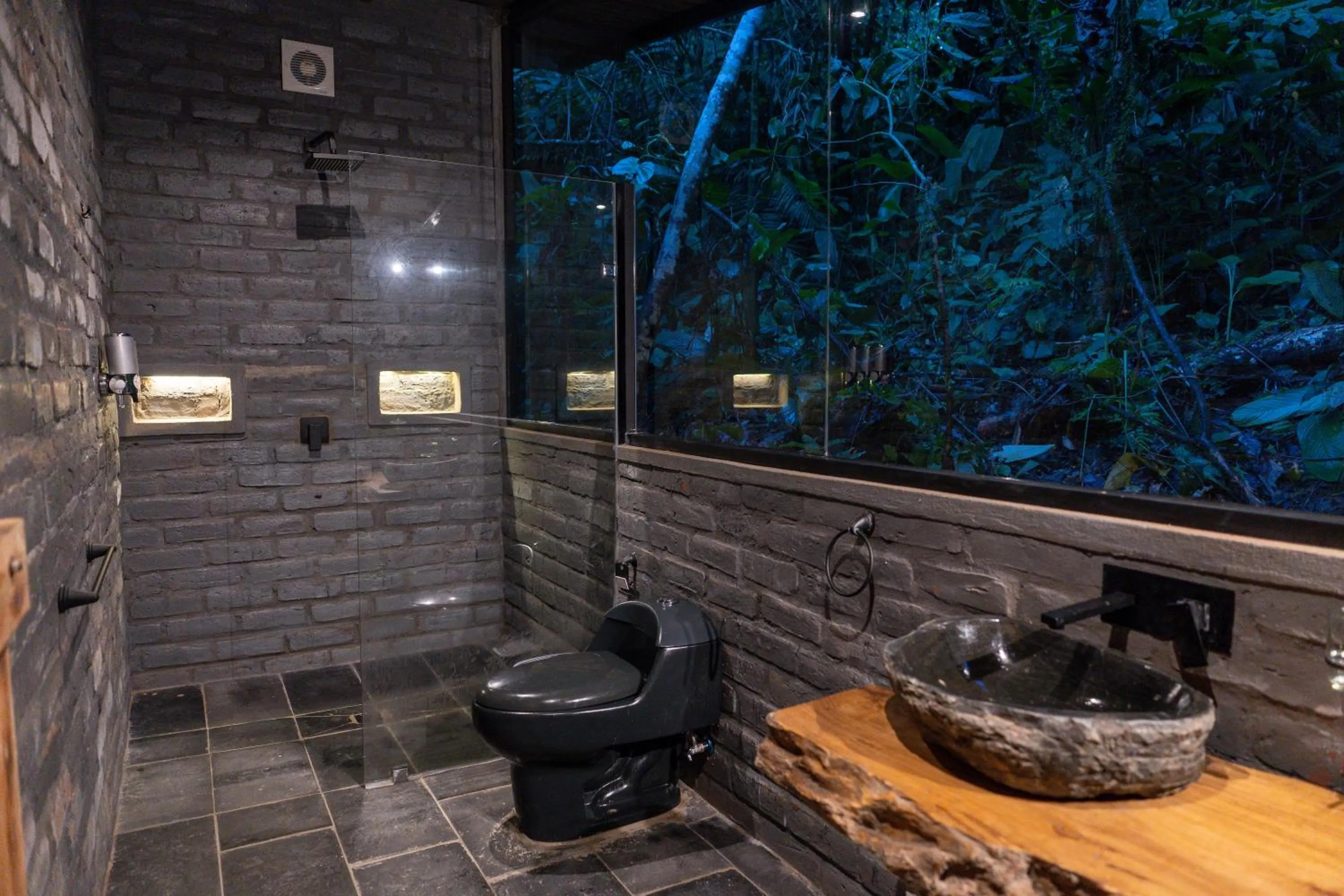 Bathroom in Hamadryade Lodge
