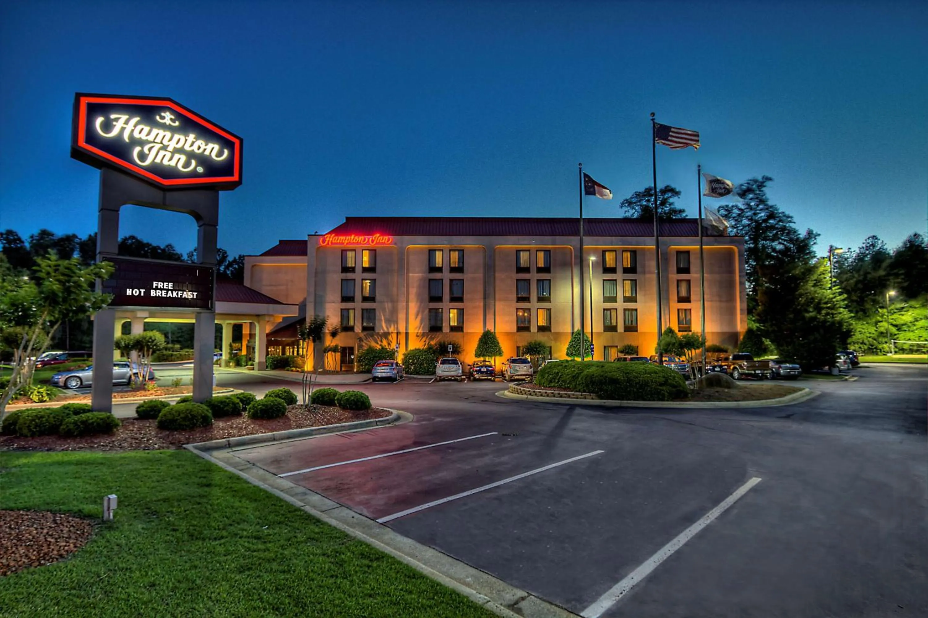 Property building in Hampton Inn Rocky Mount