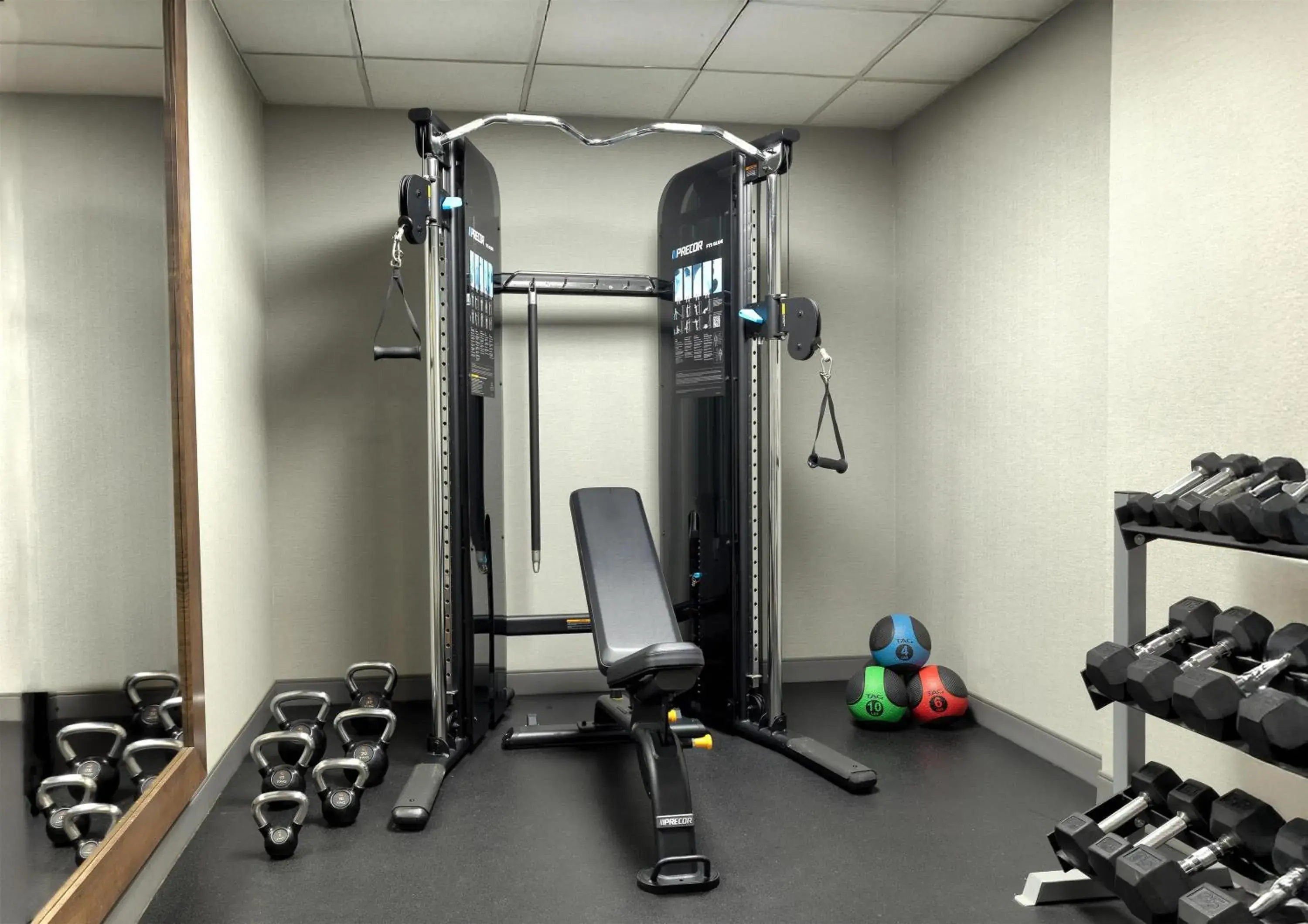 Fitness centre/facilities in Hampton Inn & Suites Palm Desert Fitness centre/facilities in Hampton Inn & Suites Palm Desert