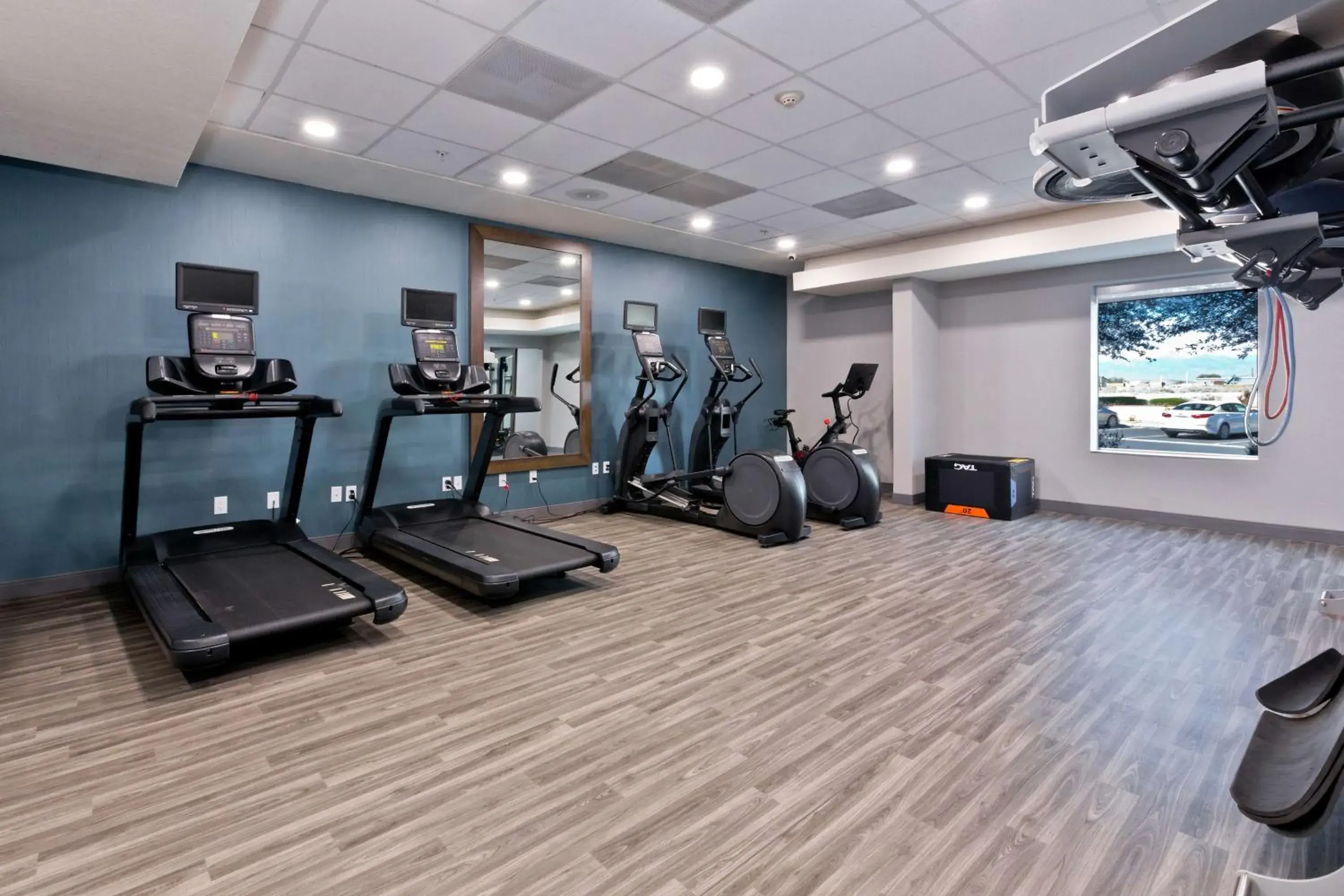 Fitness centre/facilities in Hampton Inn & Suites Palm Desert Fitness centre/facilities in Hampton Inn & Suites Palm Desert