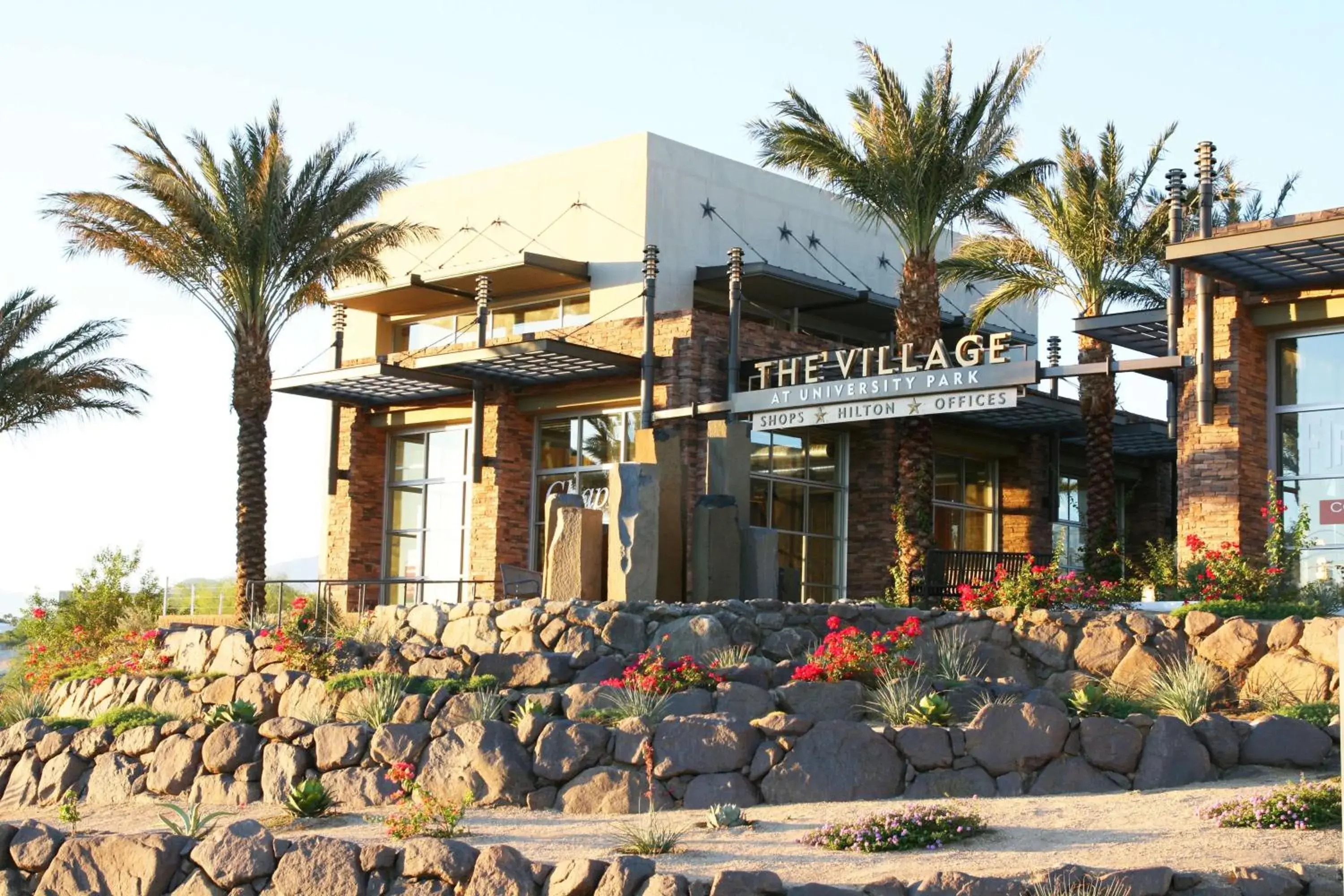 Property building in Hampton Inn & Suites Palm Desert Property building in Hampton Inn & Suites Palm Desert