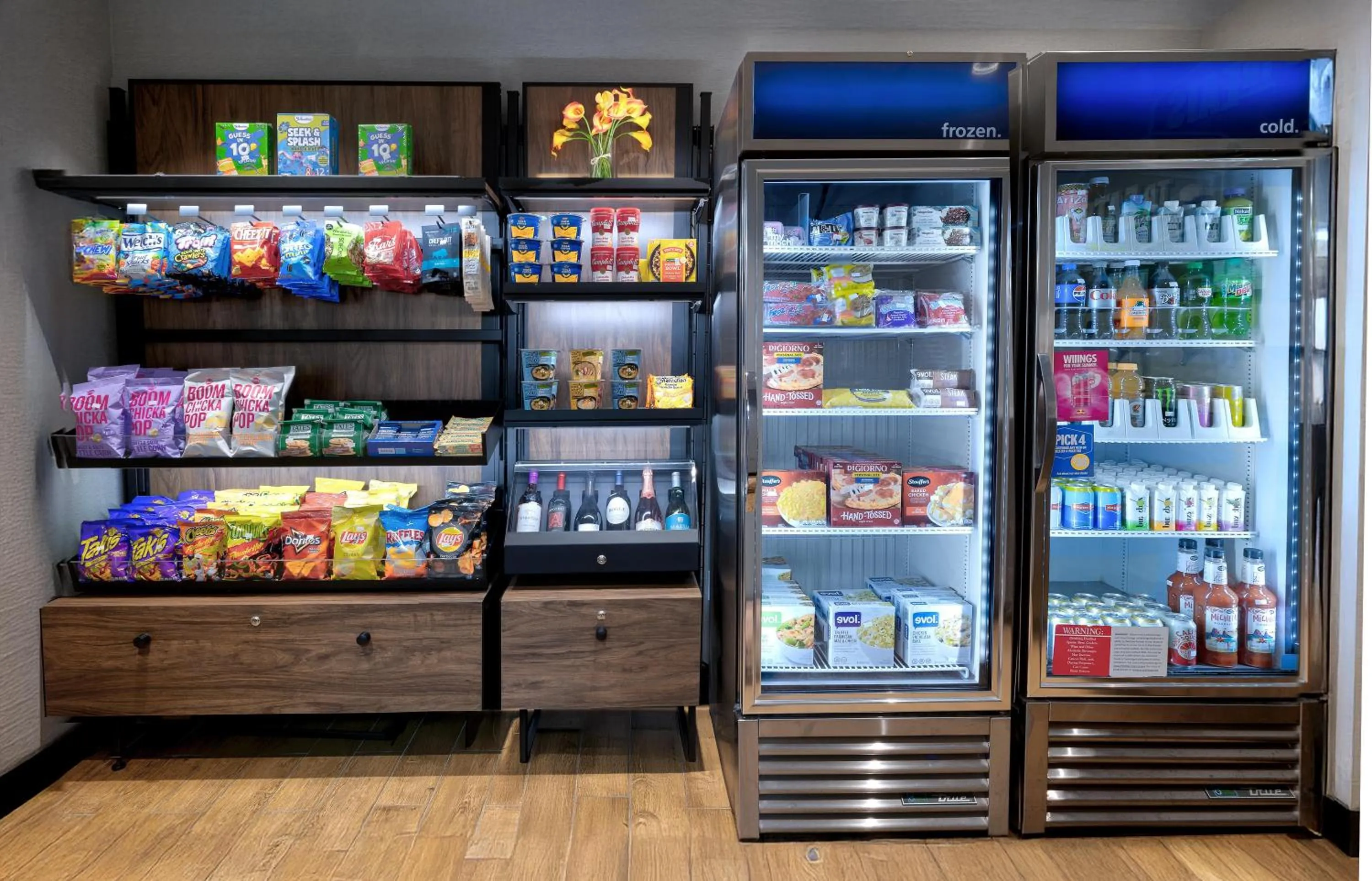 Restaurant/places to eat in Hampton Inn & Suites Palm Desert