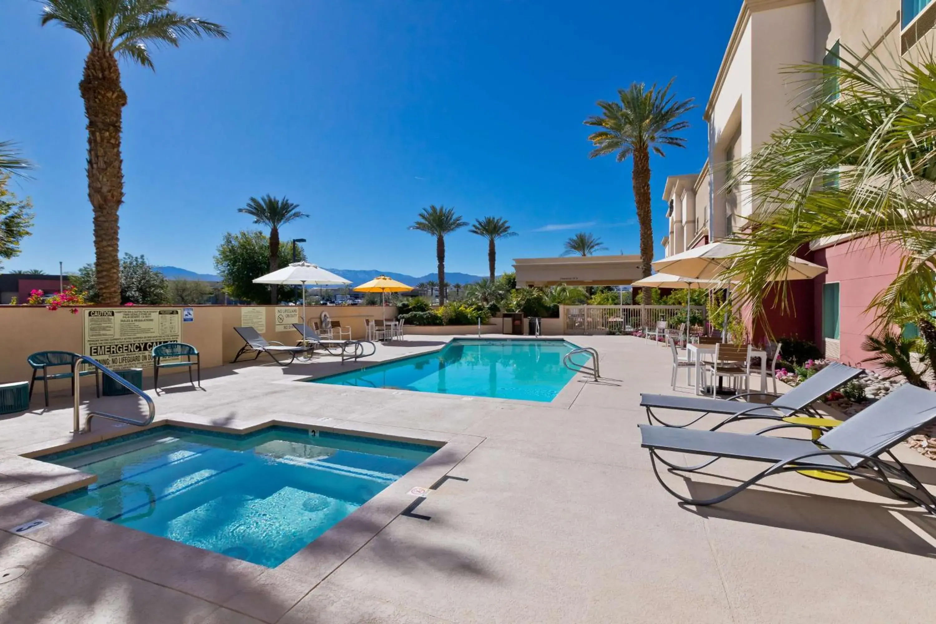 Pool view in Hampton Inn & Suites Palm Desert Pool view in Hampton Inn & Suites Palm Desert