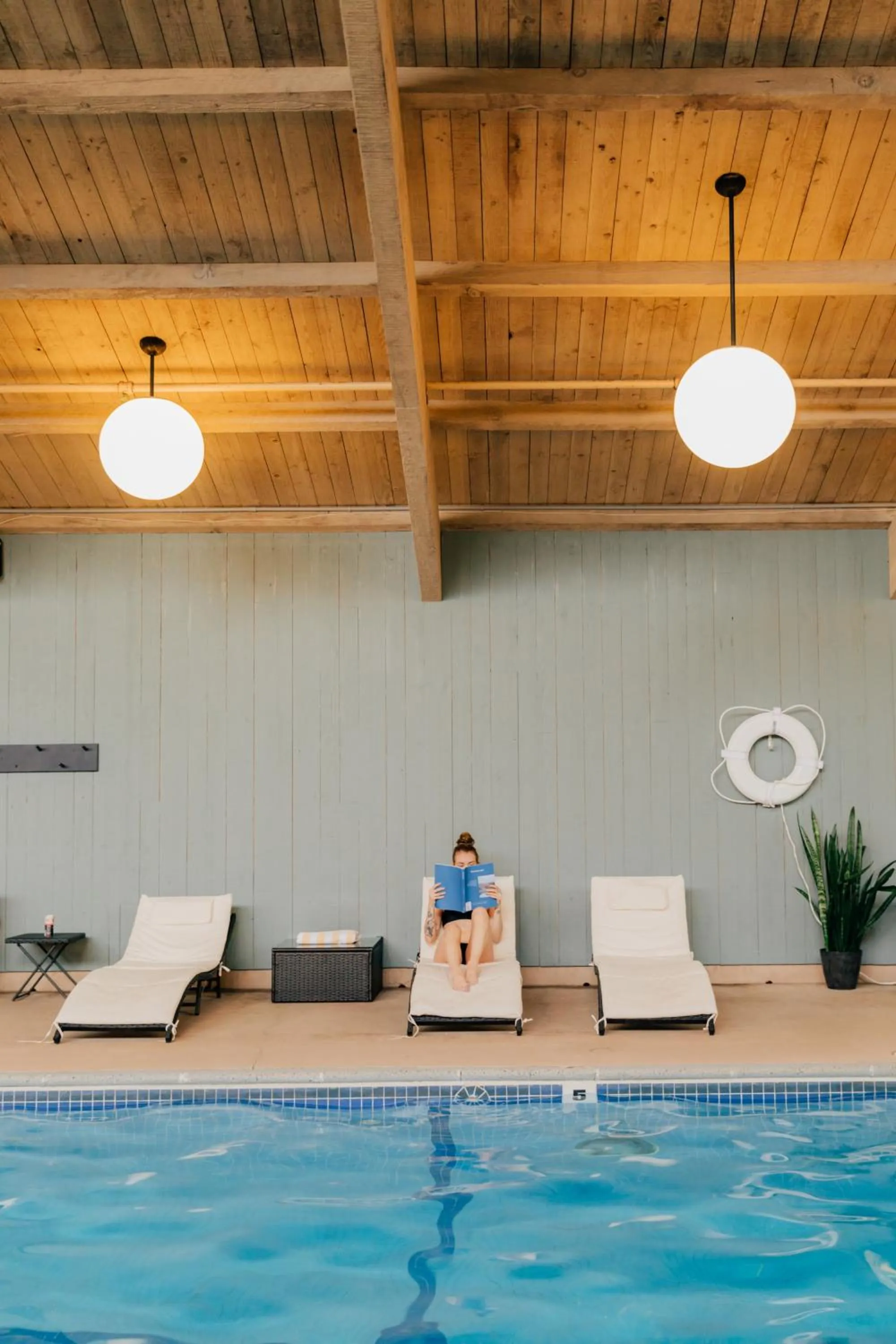 Swimming pool in Salishan Coastal Lodge
