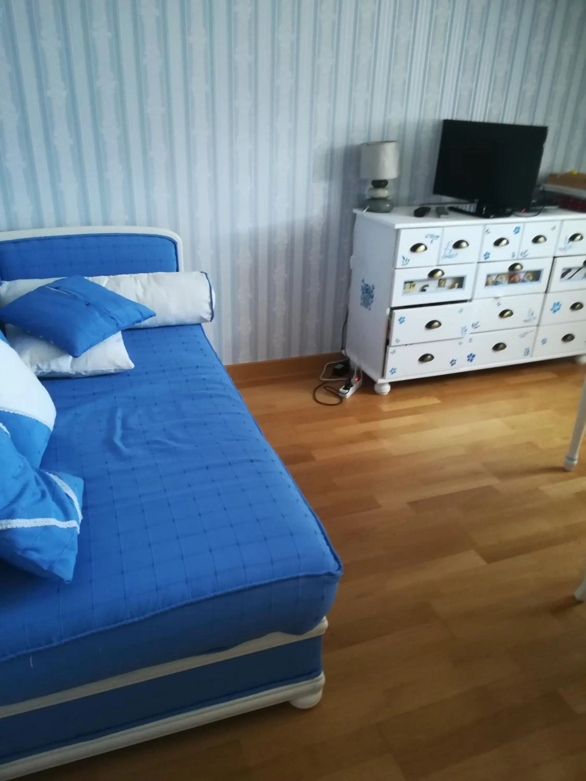 TV and multimedia, Bed in La Roseraie