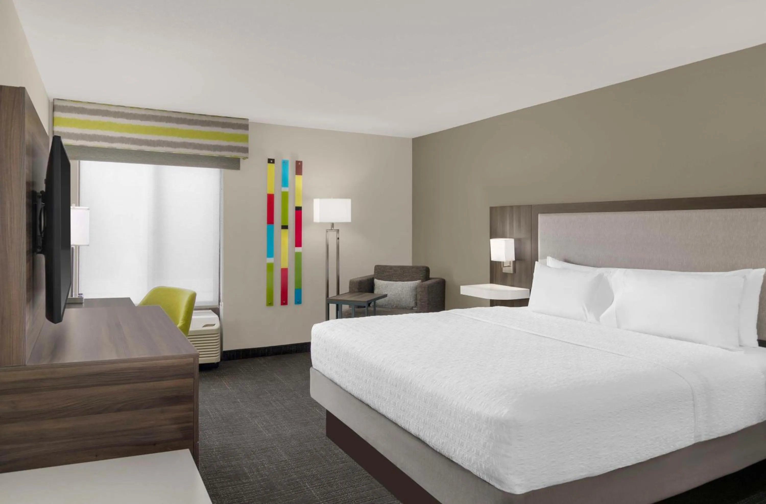 Bed in Hampton Inn Olathe