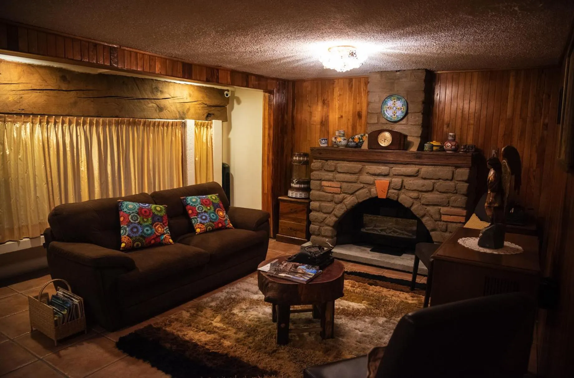 Lobby or reception in Posada de la Virgen