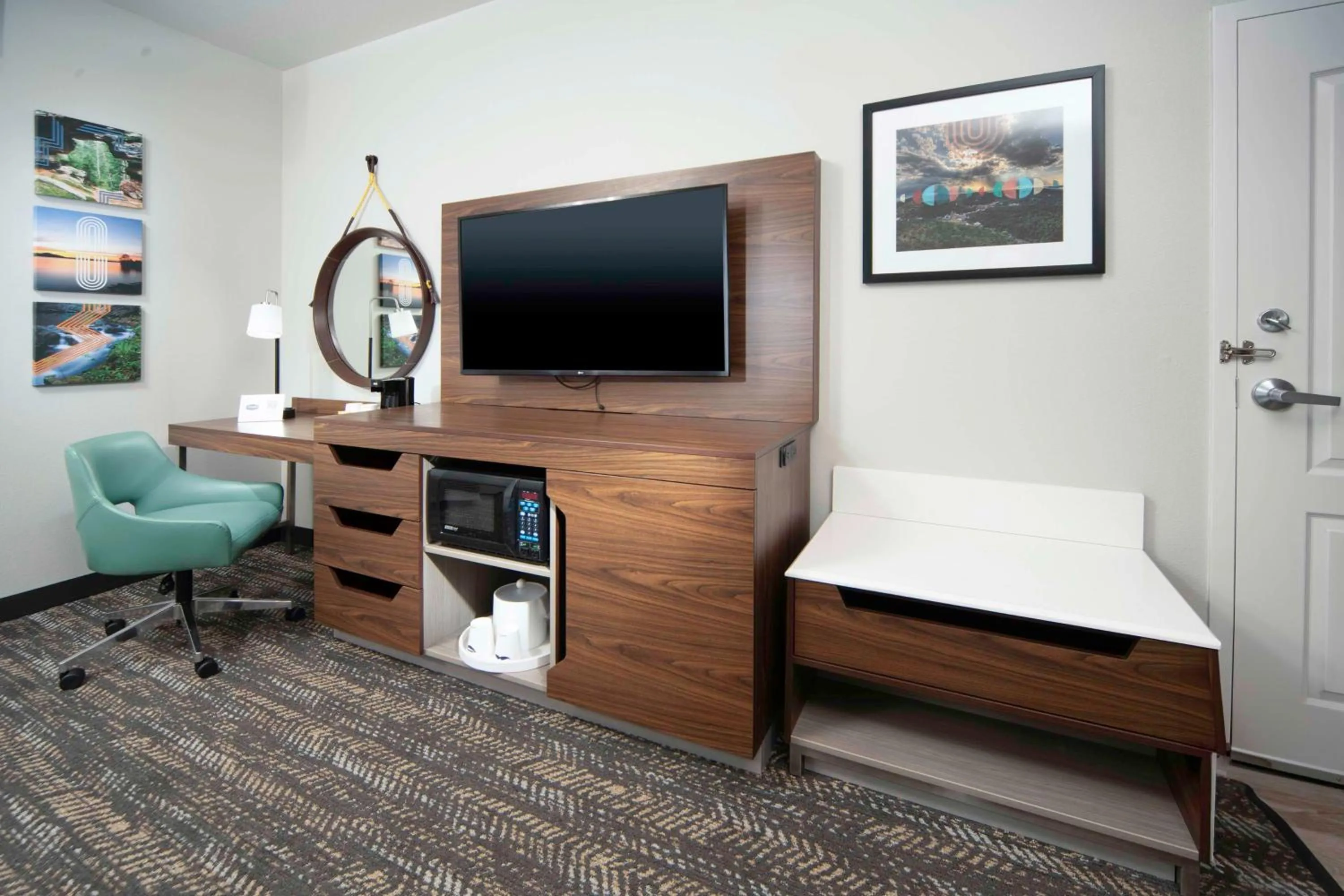 Bedroom in Hampton Inn Bryant