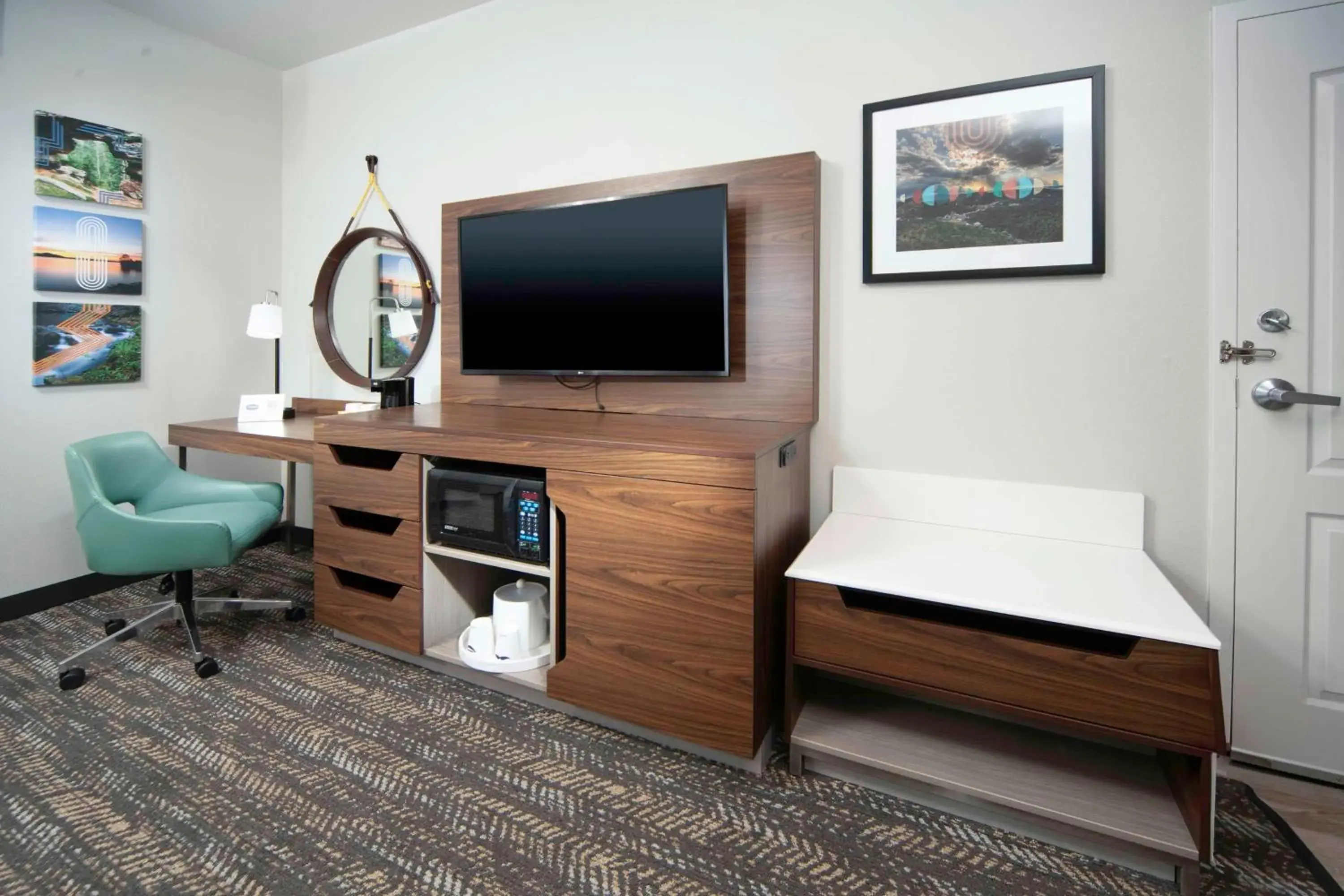 Bedroom in Hampton Inn Bryant Bedroom in Hampton Inn Bryant
