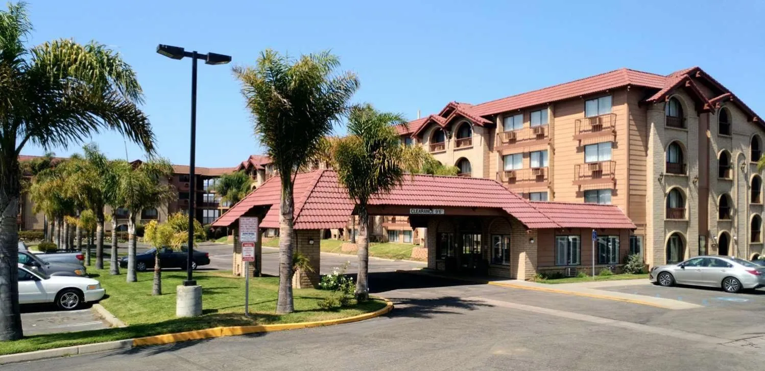 Property building in Lompoc Valley Inn and Suites