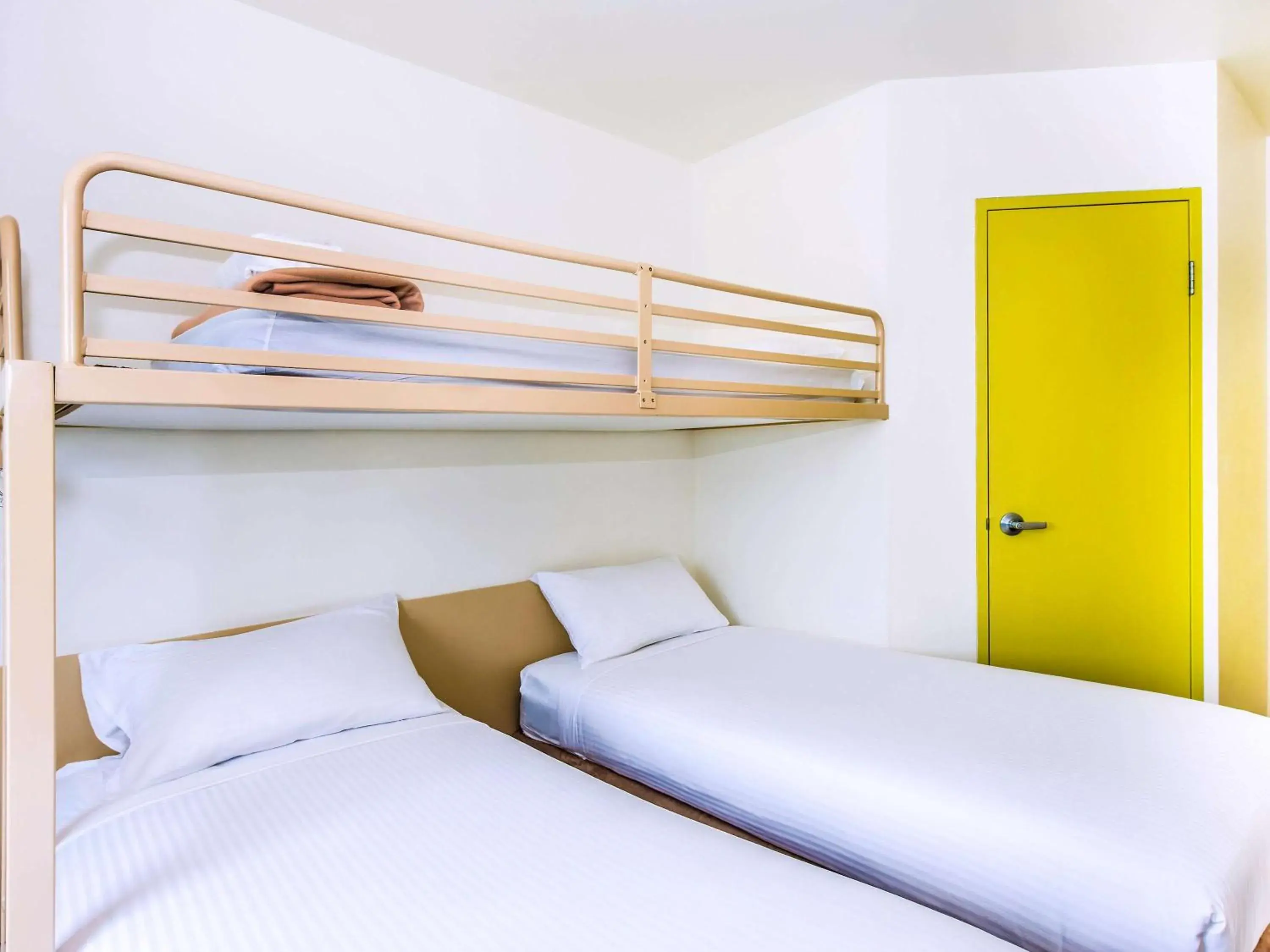 Photo of the whole room, Bed in ibis Budget Coffs Harbour Photo of the whole room, Bed in ibis Budget Coffs Harbour