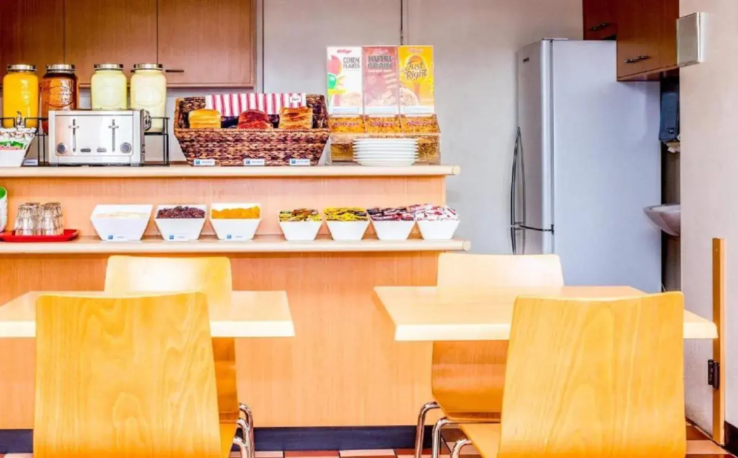 Restaurant/places to eat in ibis Budget Coffs Harbour Restaurant/places to eat in ibis Budget Coffs Harbour