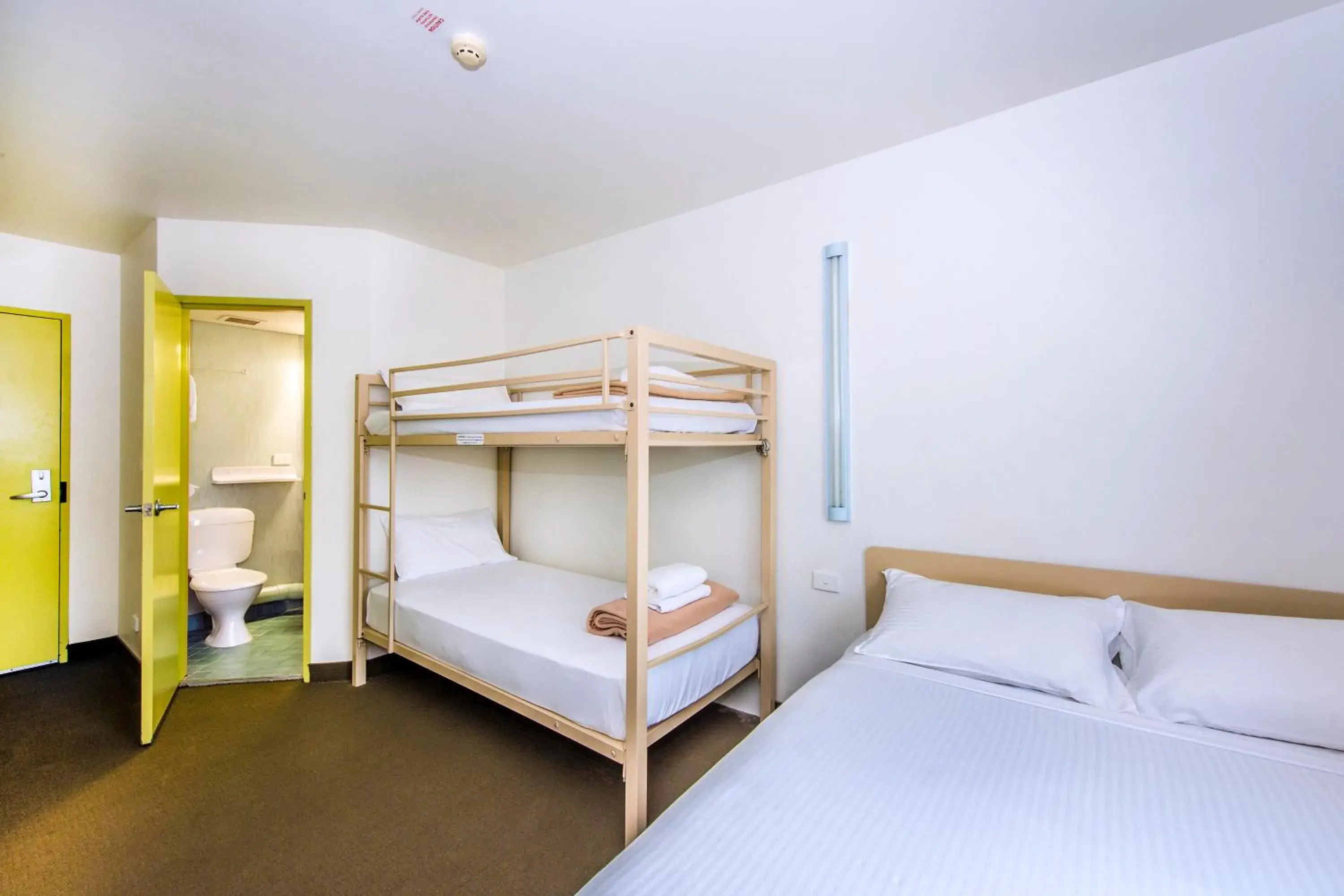 bunk bed, Bed in ibis Budget Coffs Harbour bunk bed, Bed in ibis Budget Coffs Harbour