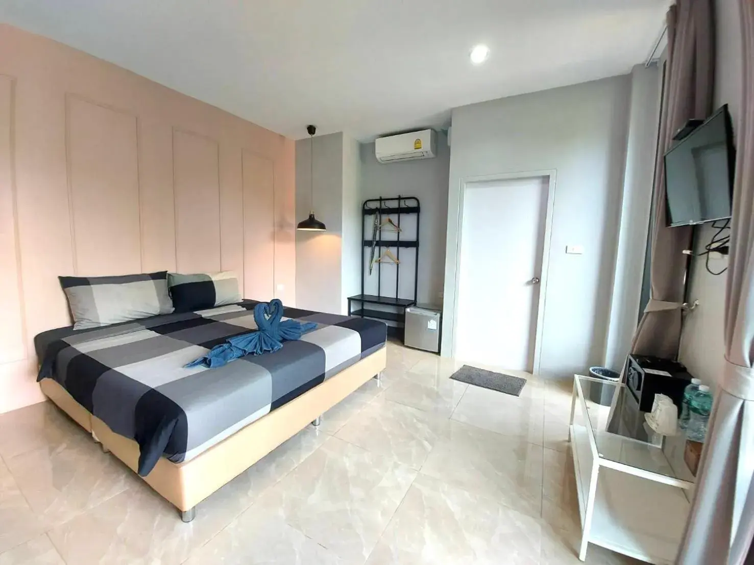 Photo of the whole room, Bed in Evergreen Koh Chang Resort Photo of the whole room, Bed in Evergreen Koh Chang Resort