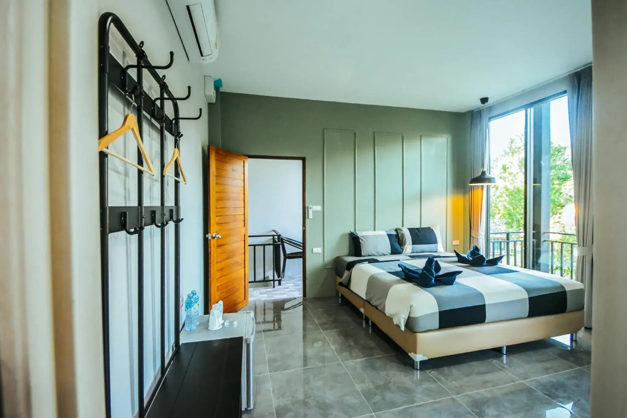 Photo of the whole room, Bed in Evergreen Koh Chang Resort Photo of the whole room, Bed in Evergreen Koh Chang Resort