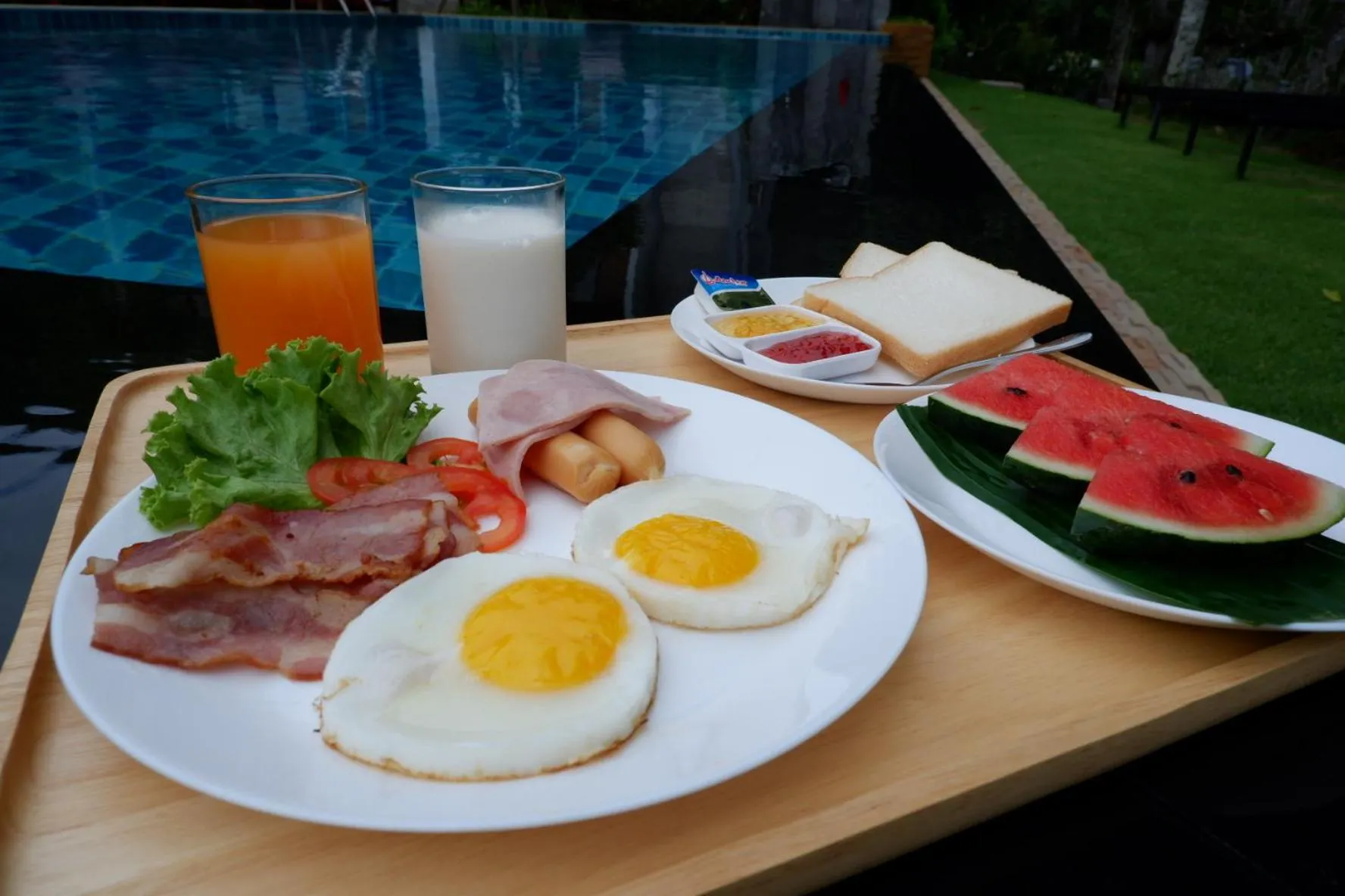 Breakfast in Evergreen Koh Chang Resort