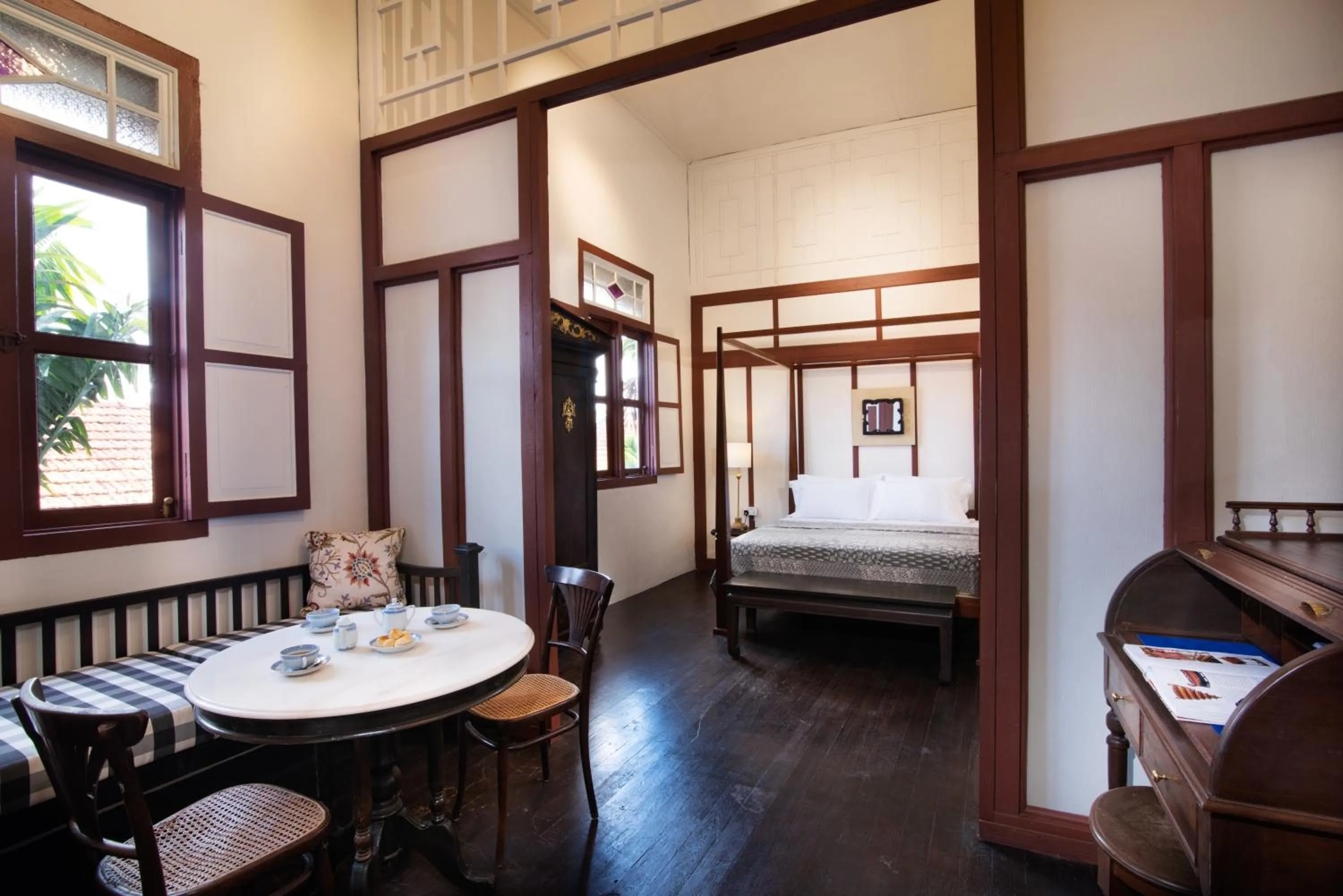 Bedroom, Bed in Muntri Mews