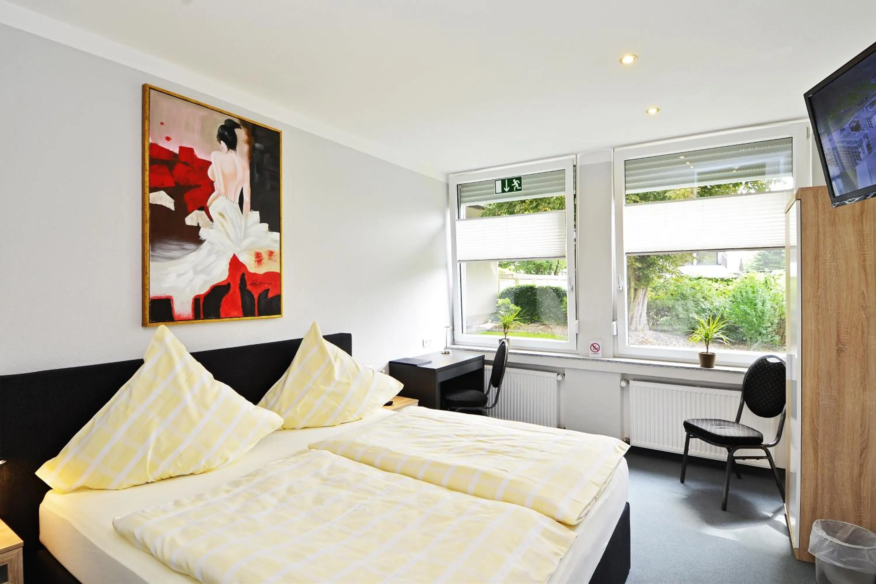 Photo of the whole room, Bed in Hotel Haus Kleimann-Reuer