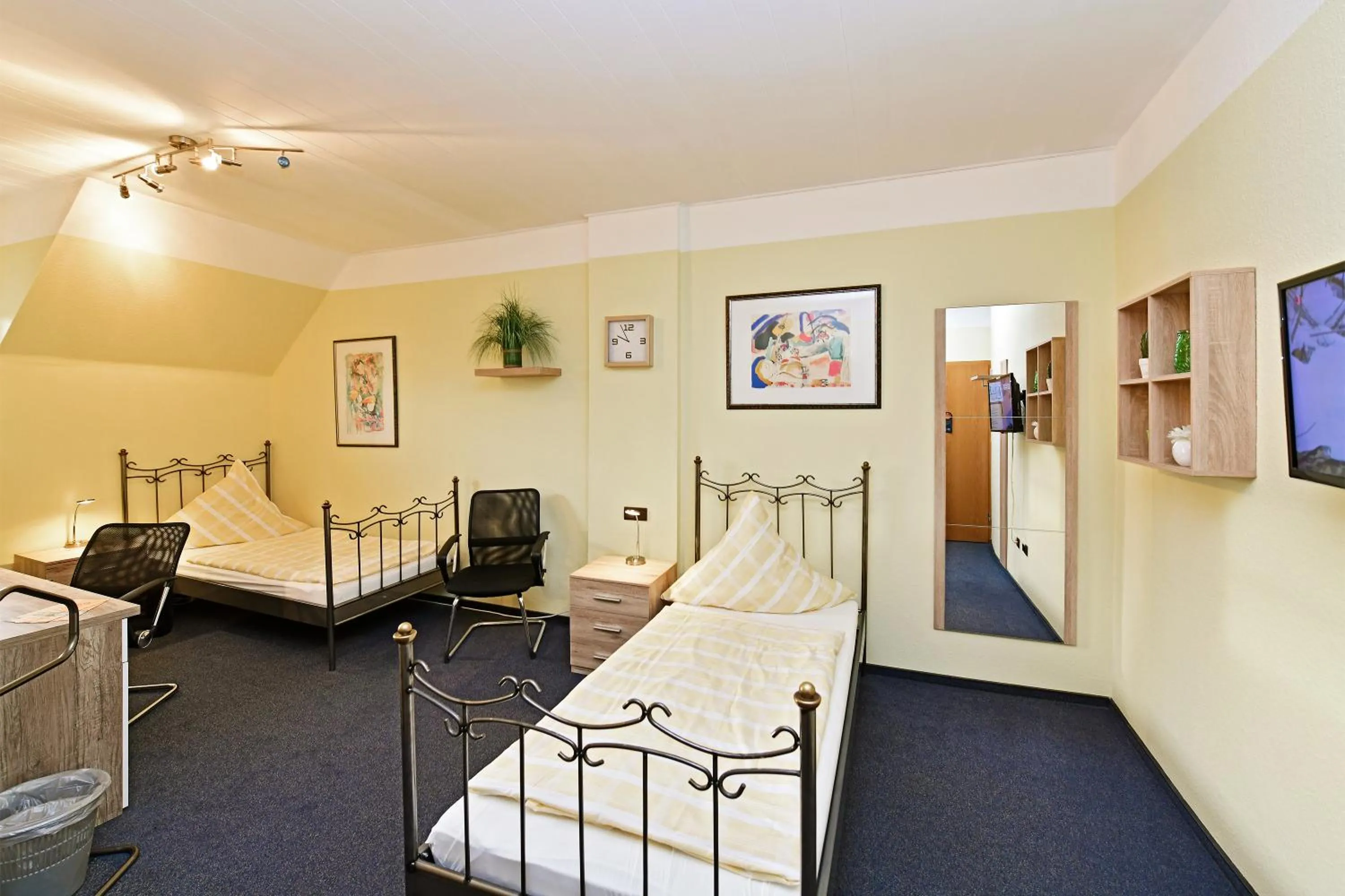 Bed in Hotel Haus Kleimann-Reuer