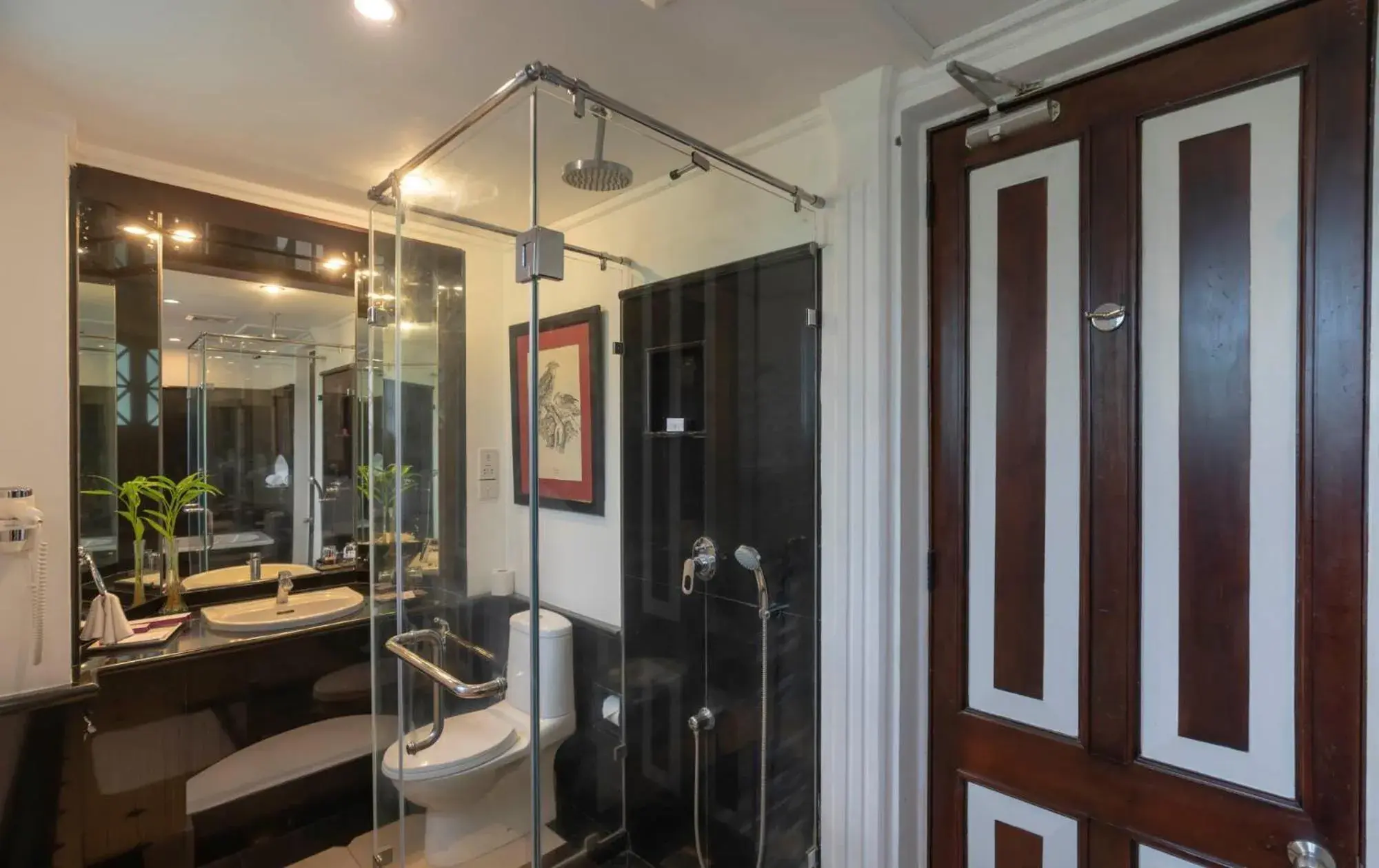 Bathroom in Cinnamon Lodge Habarana Bathroom in Cinnamon Lodge Habarana