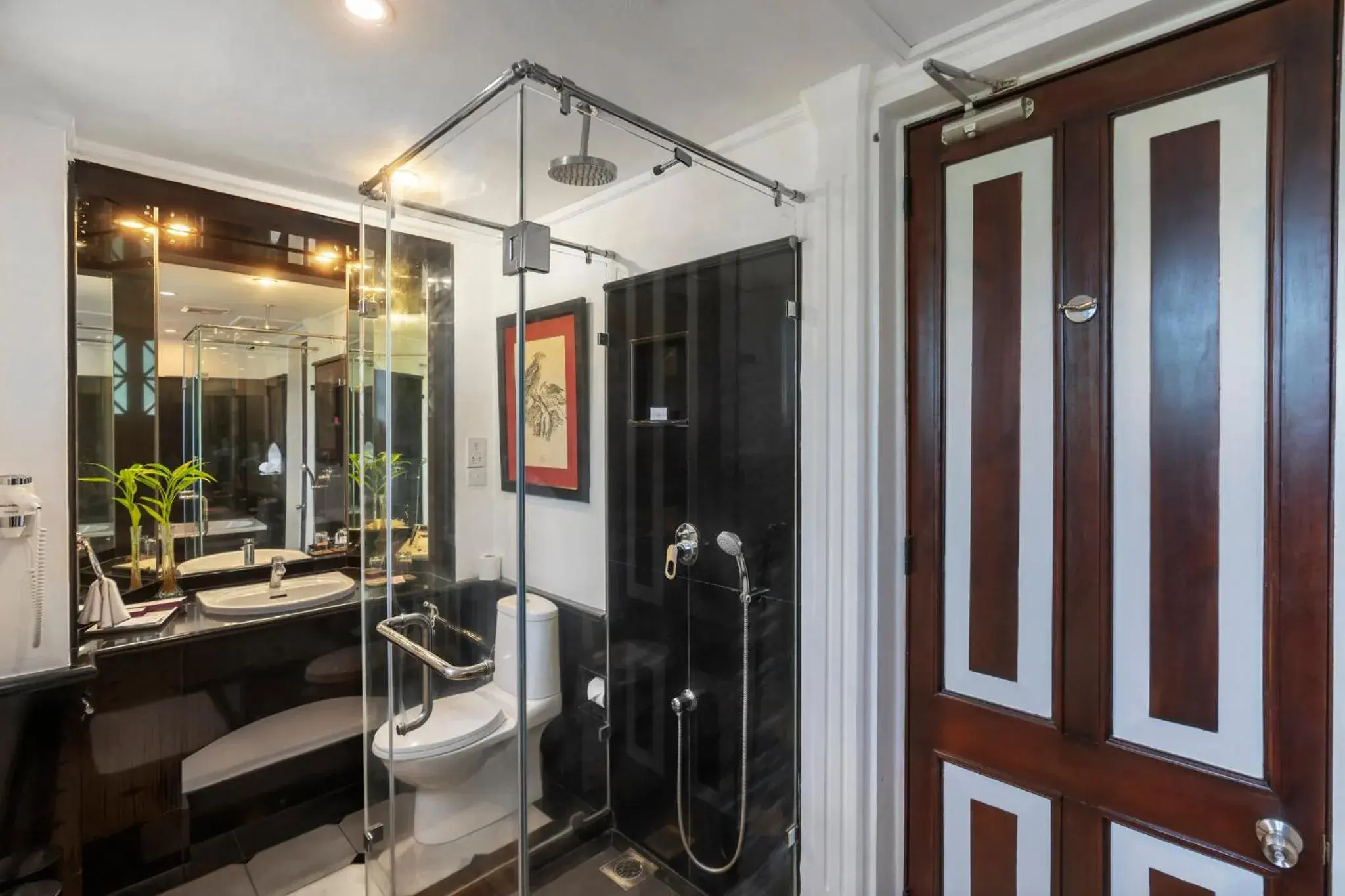 Bathroom in Cinnamon Lodge Habarana Bathroom in Cinnamon Lodge Habarana