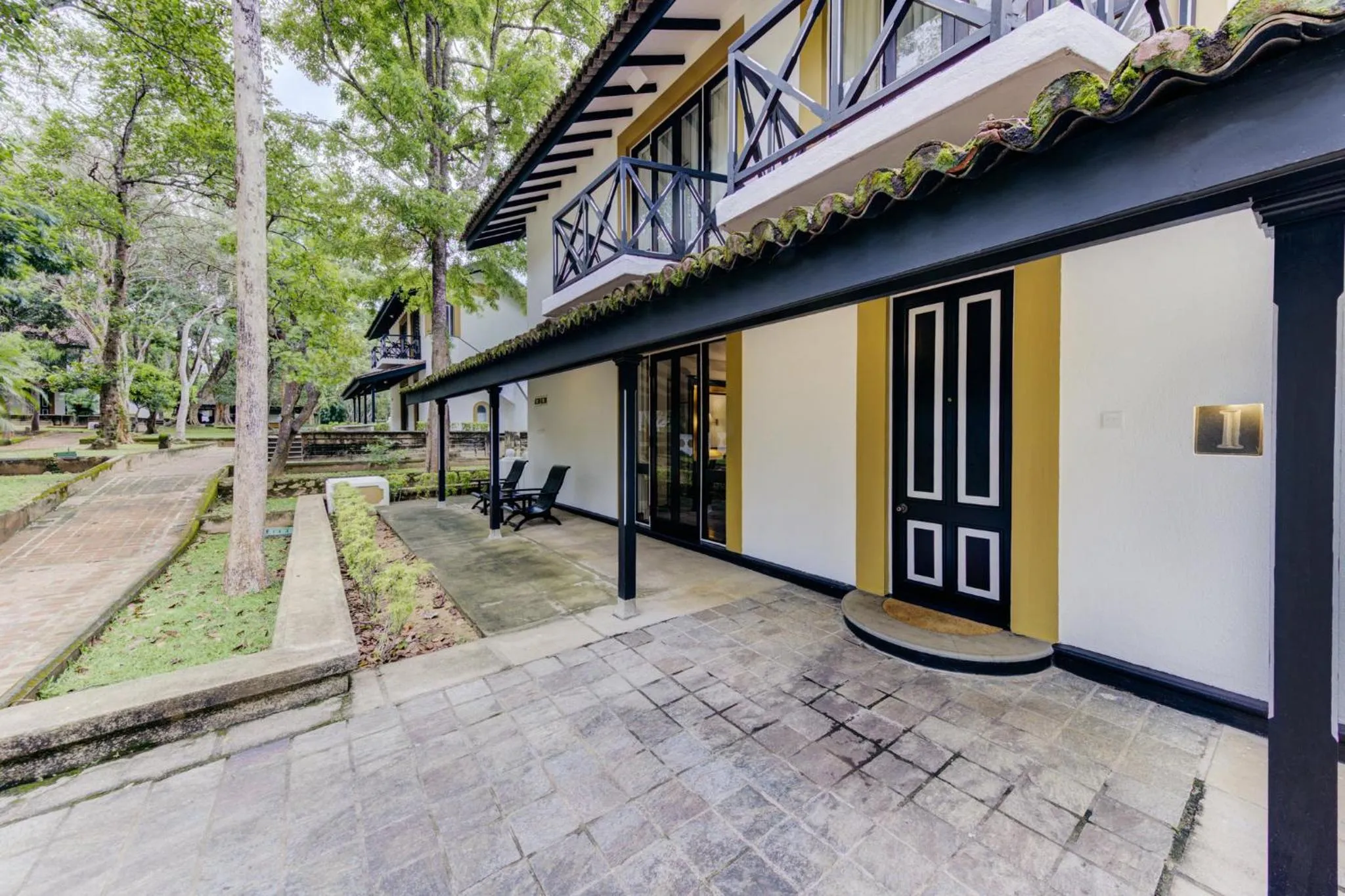 Bedroom in Cinnamon Lodge Habarana
