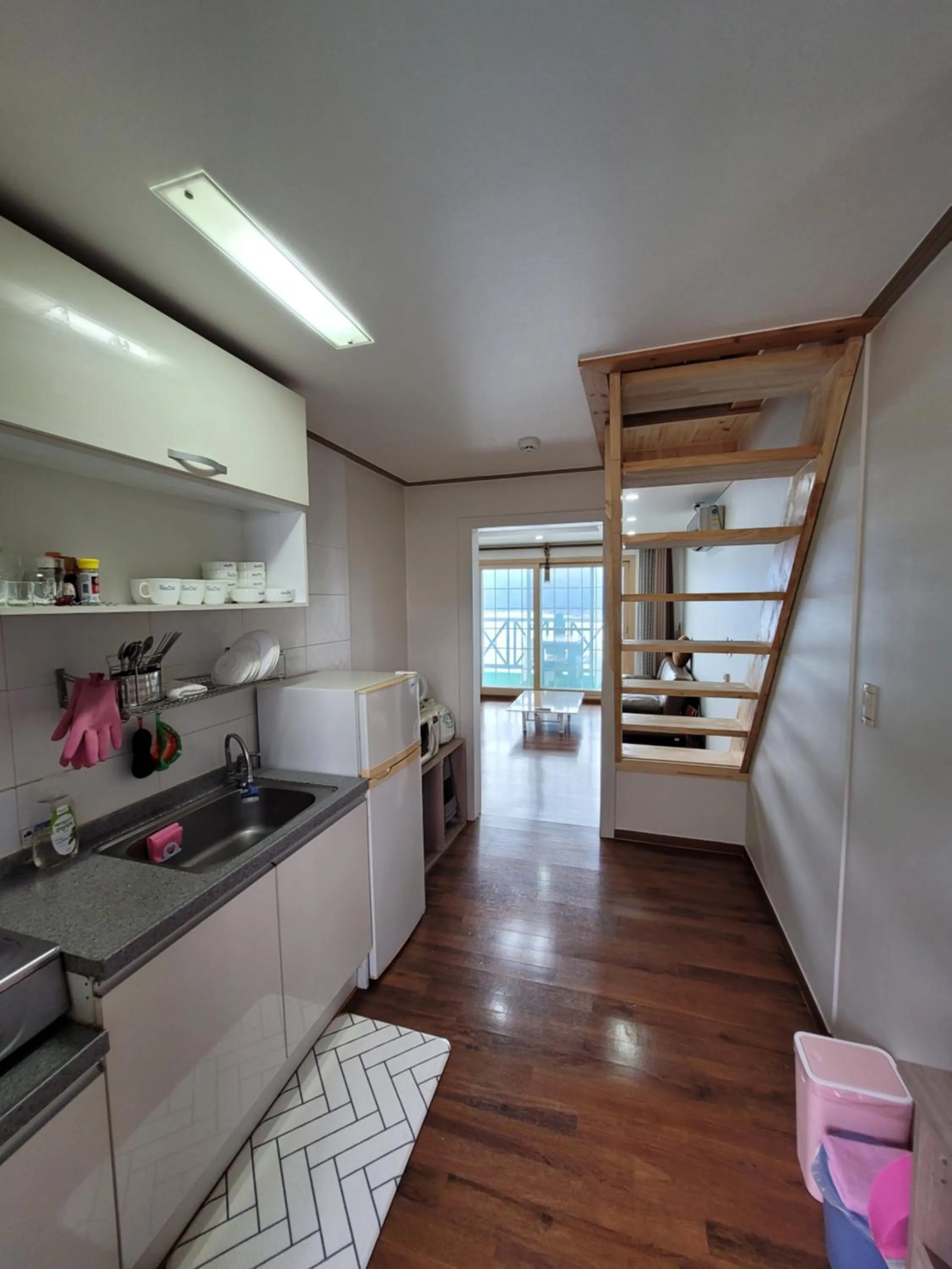 Kitchen or kitchenette in oneday in geoje