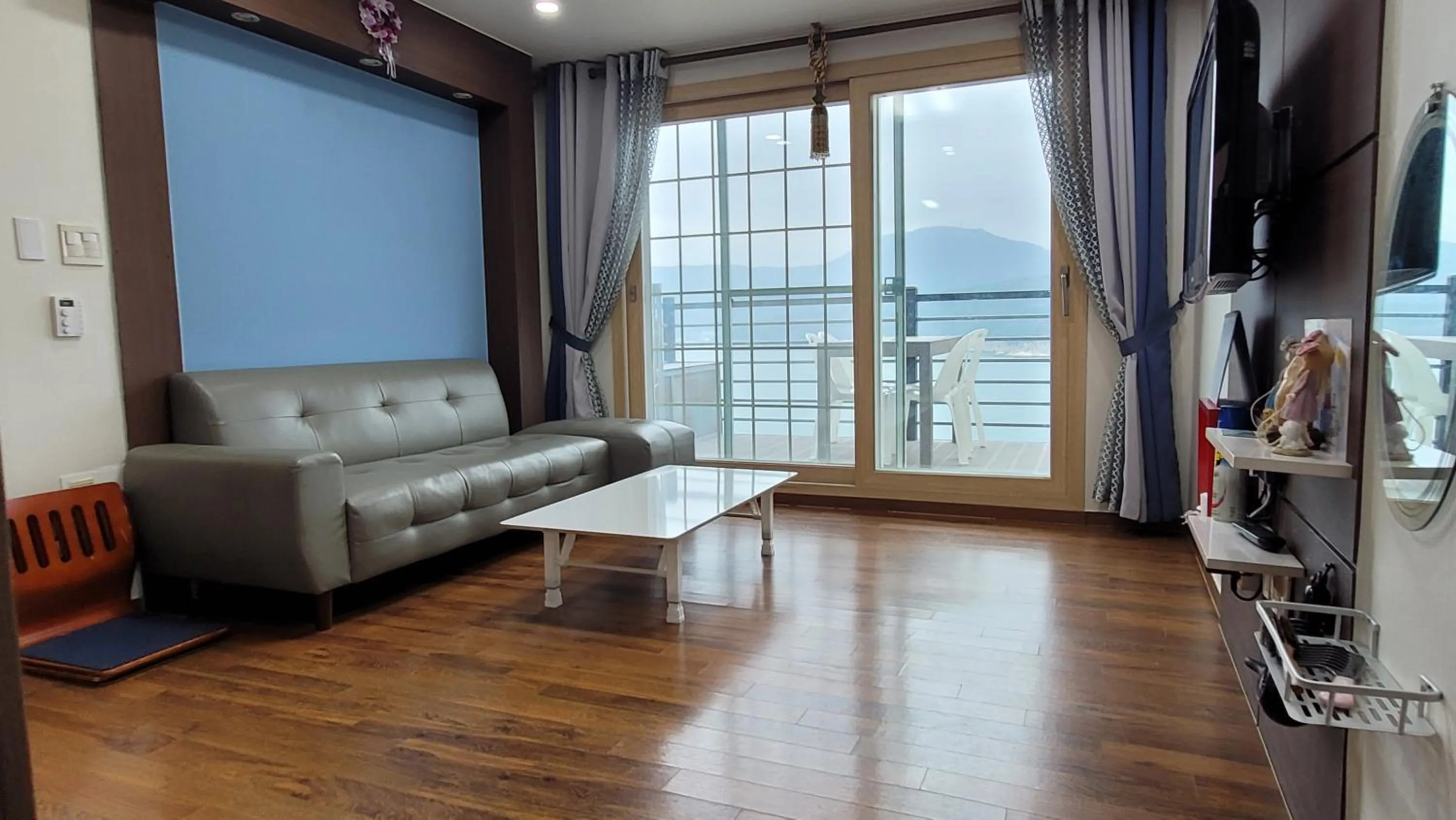 Living room in oneday in geoje