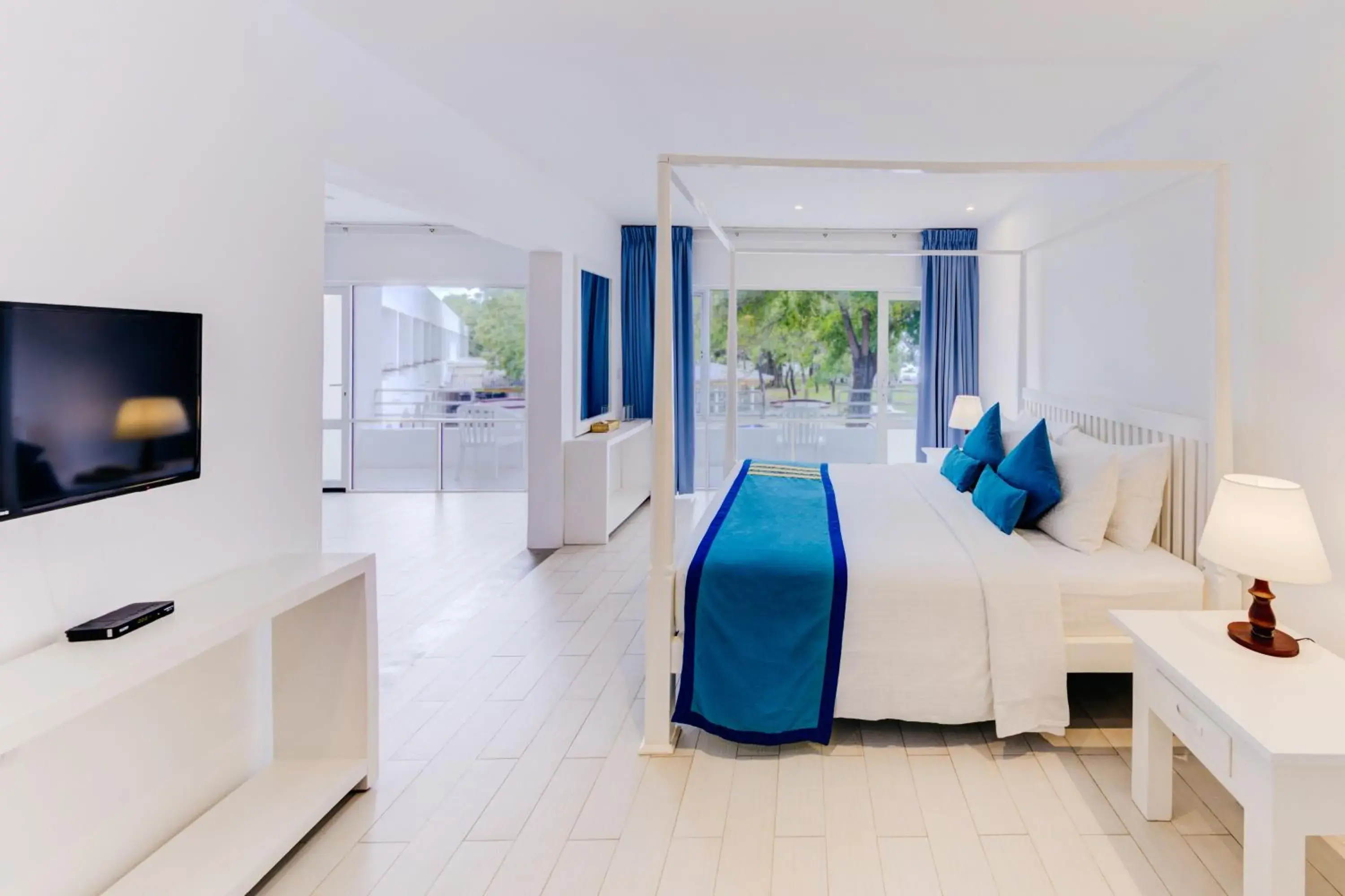 Photo of the whole room, Bed in Trinco Blu by Cinnamon Photo of the whole room, Bed in Trinco Blu by Cinnamon