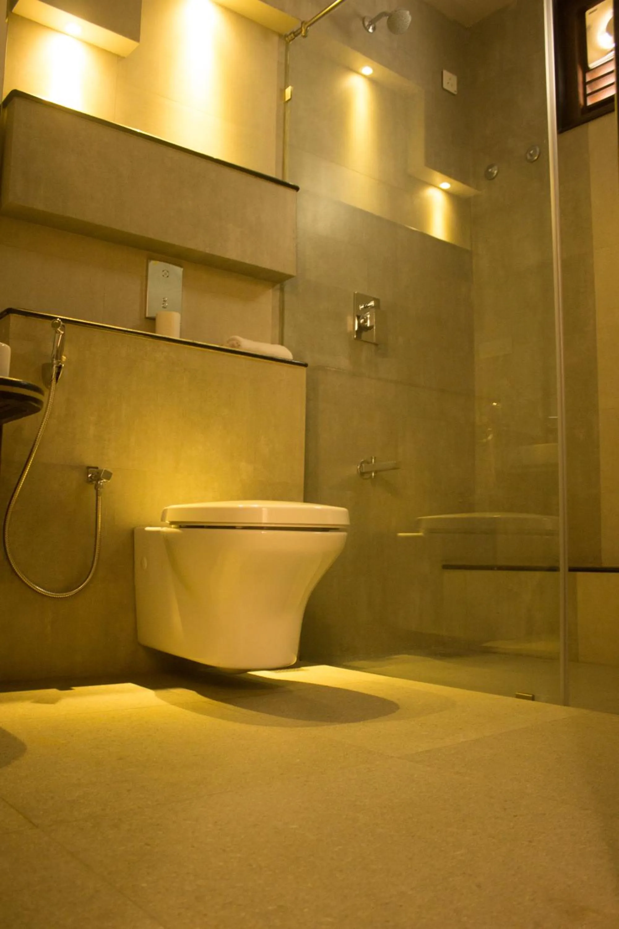 Toilet in Singaras Coffee Country