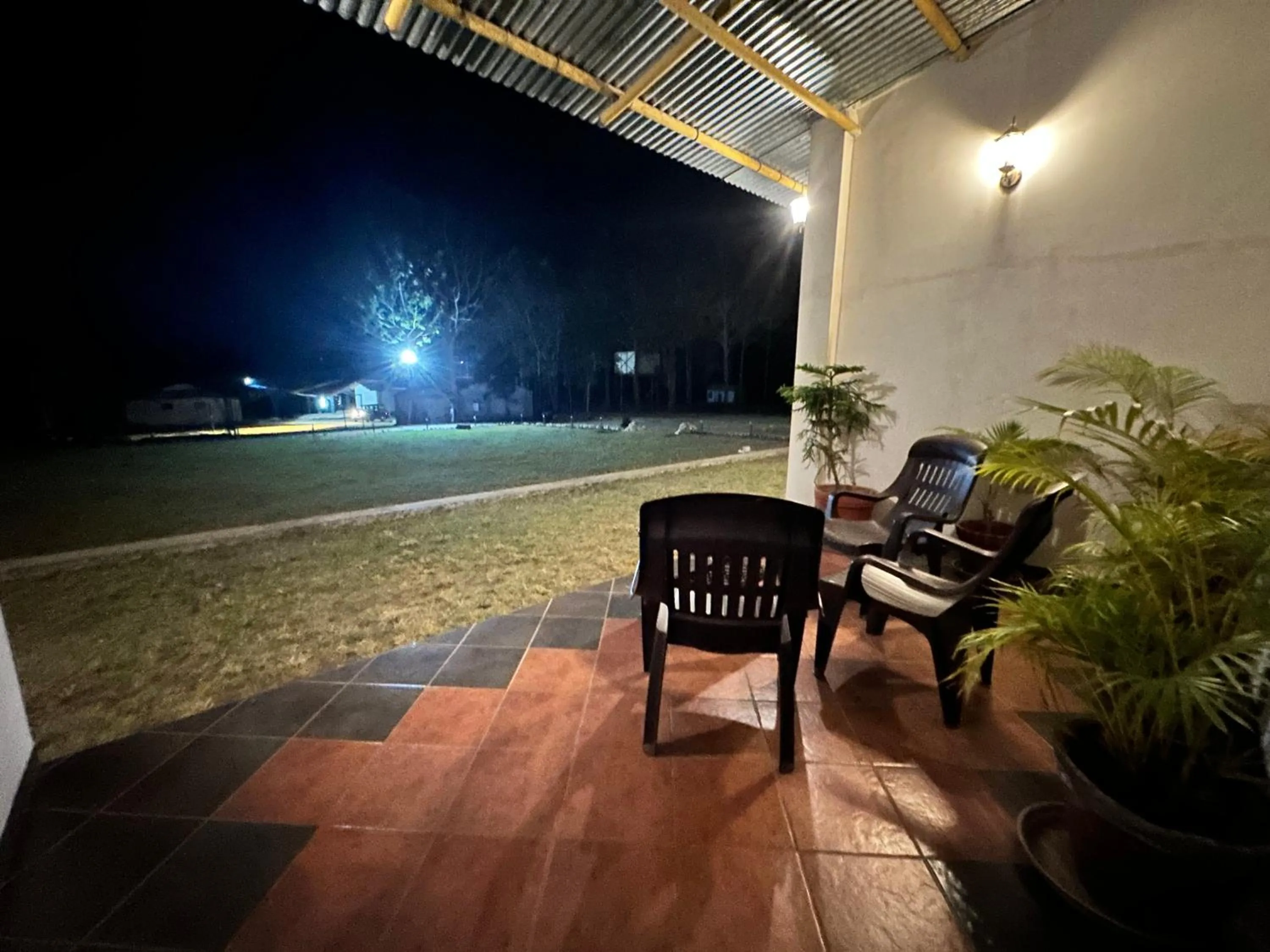 Night in Singaras Coffee Country