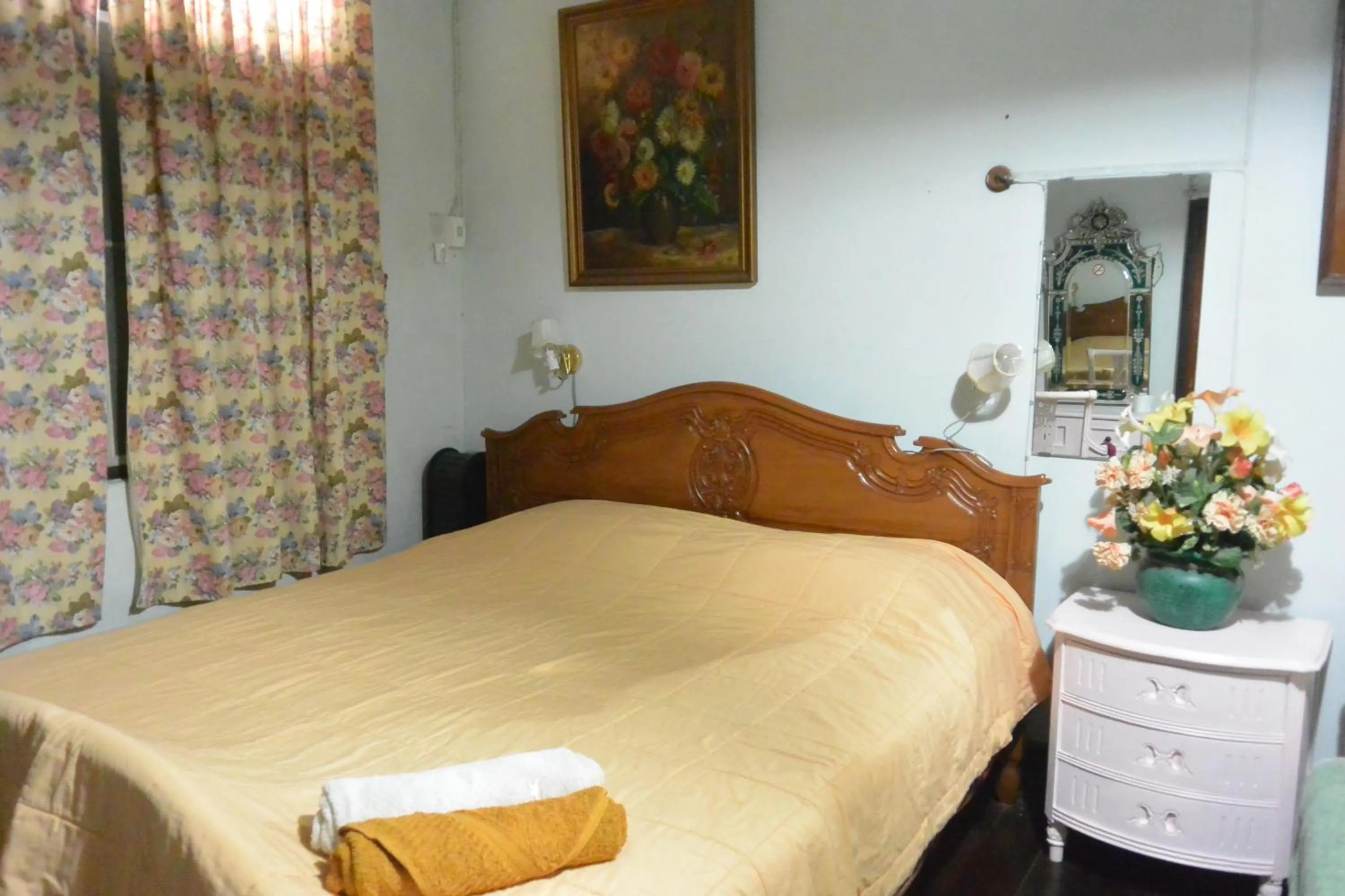 Bed in King's Home Hua Hin Homestay