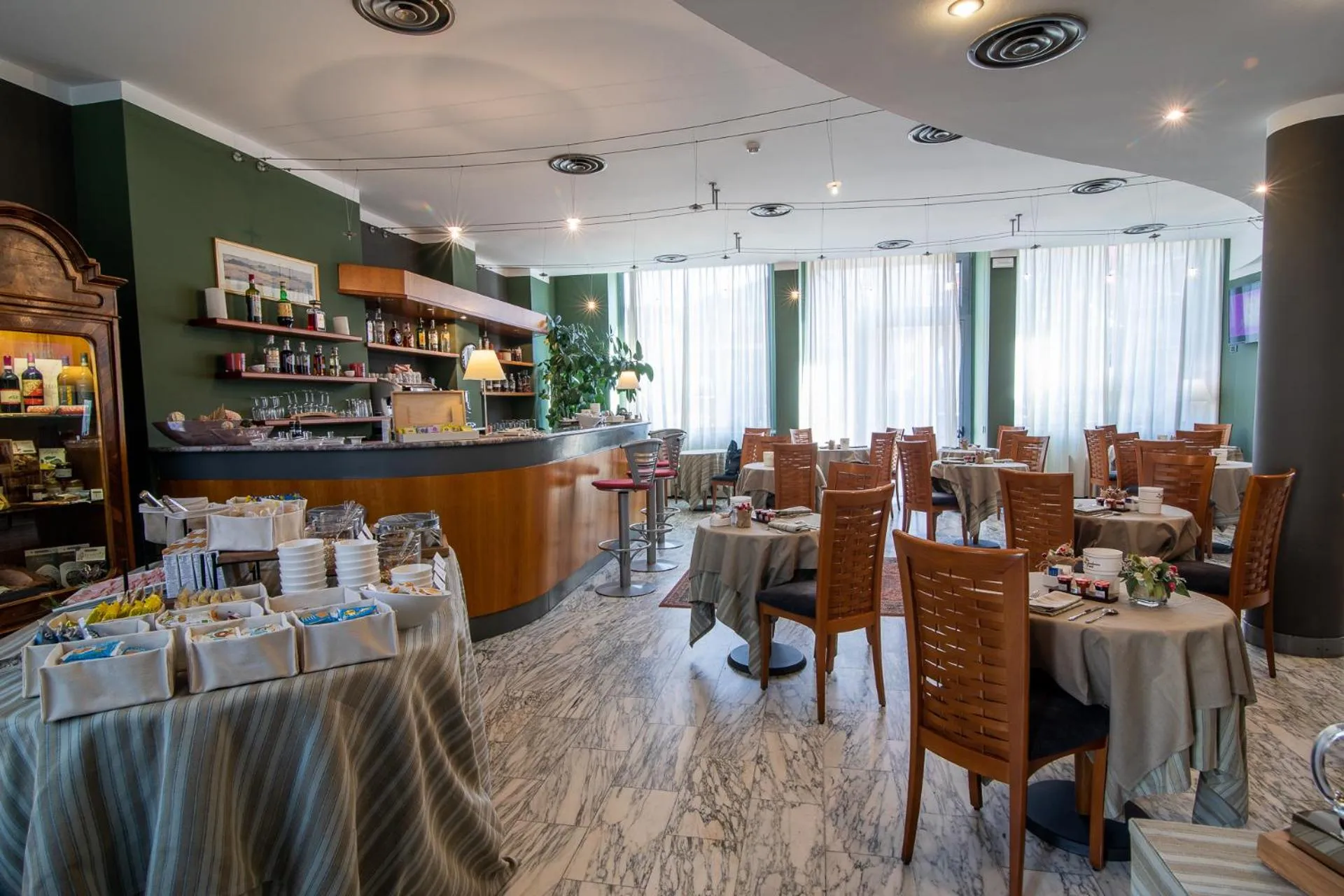 Restaurant/places to eat in Hotel Vittoria