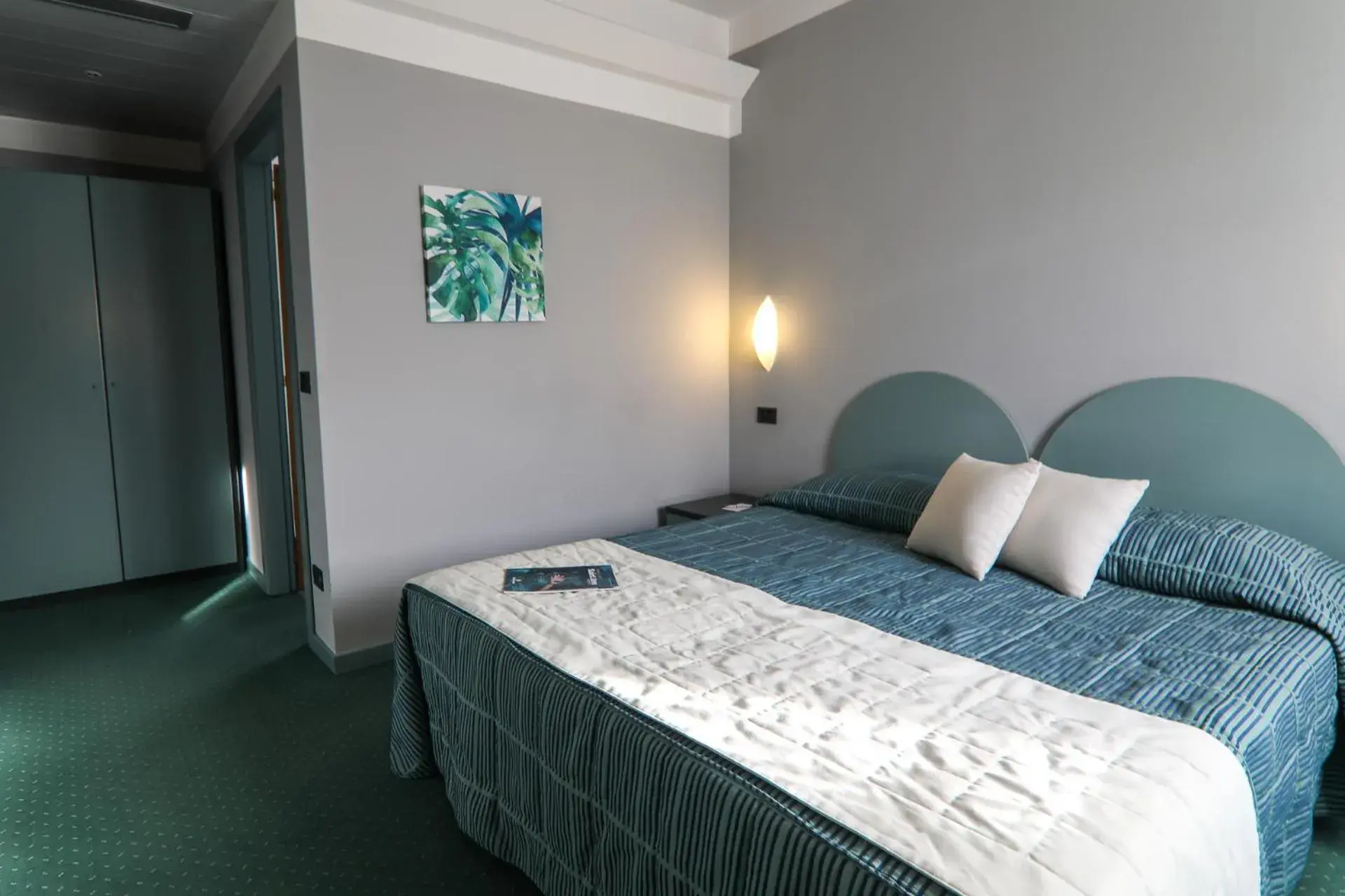 Bedroom, Bed in Hotel Vittoria Bedroom, Bed in Hotel Vittoria