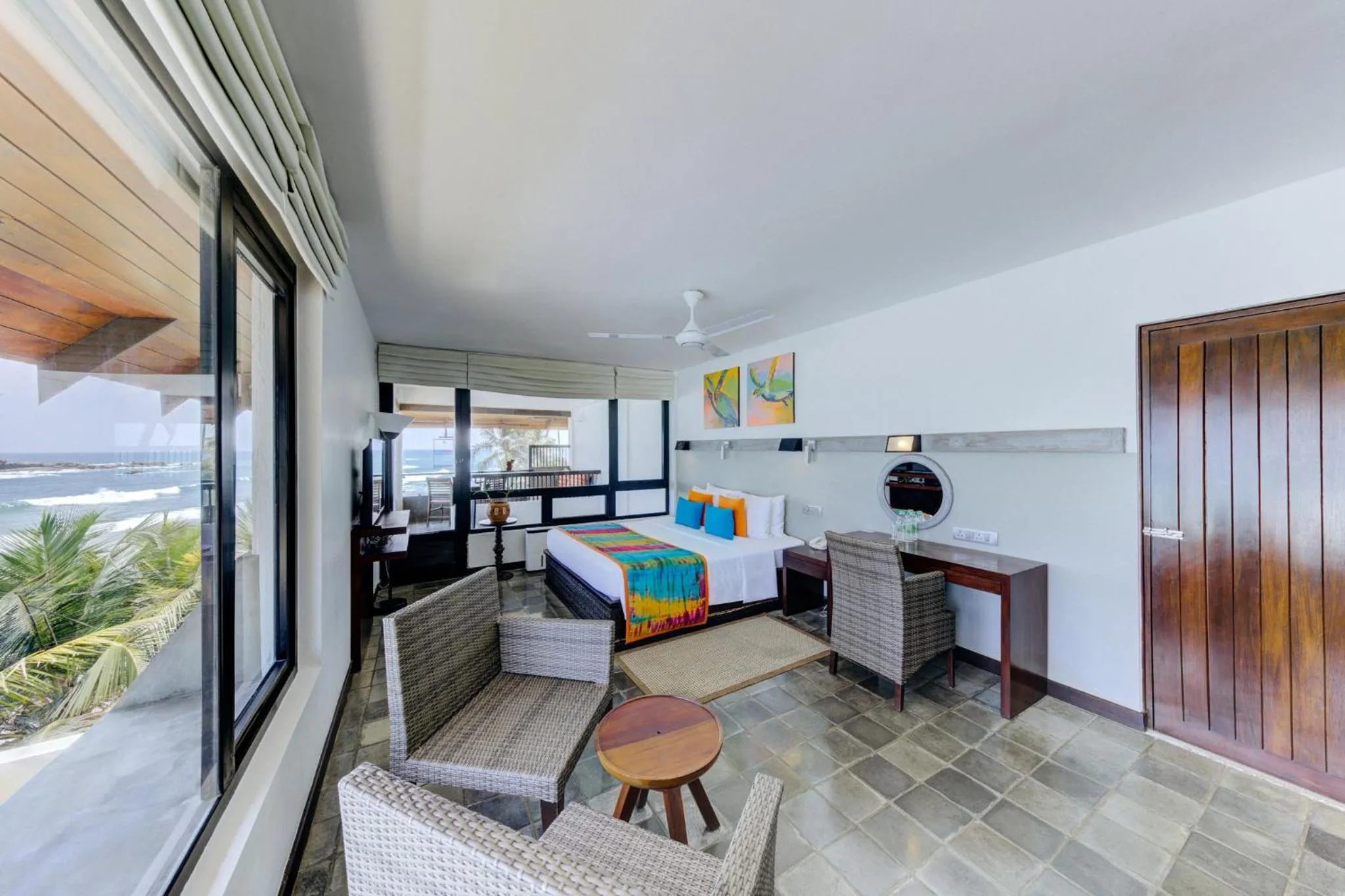 Photo of the whole room in Hikka Tranz by Cinnamon