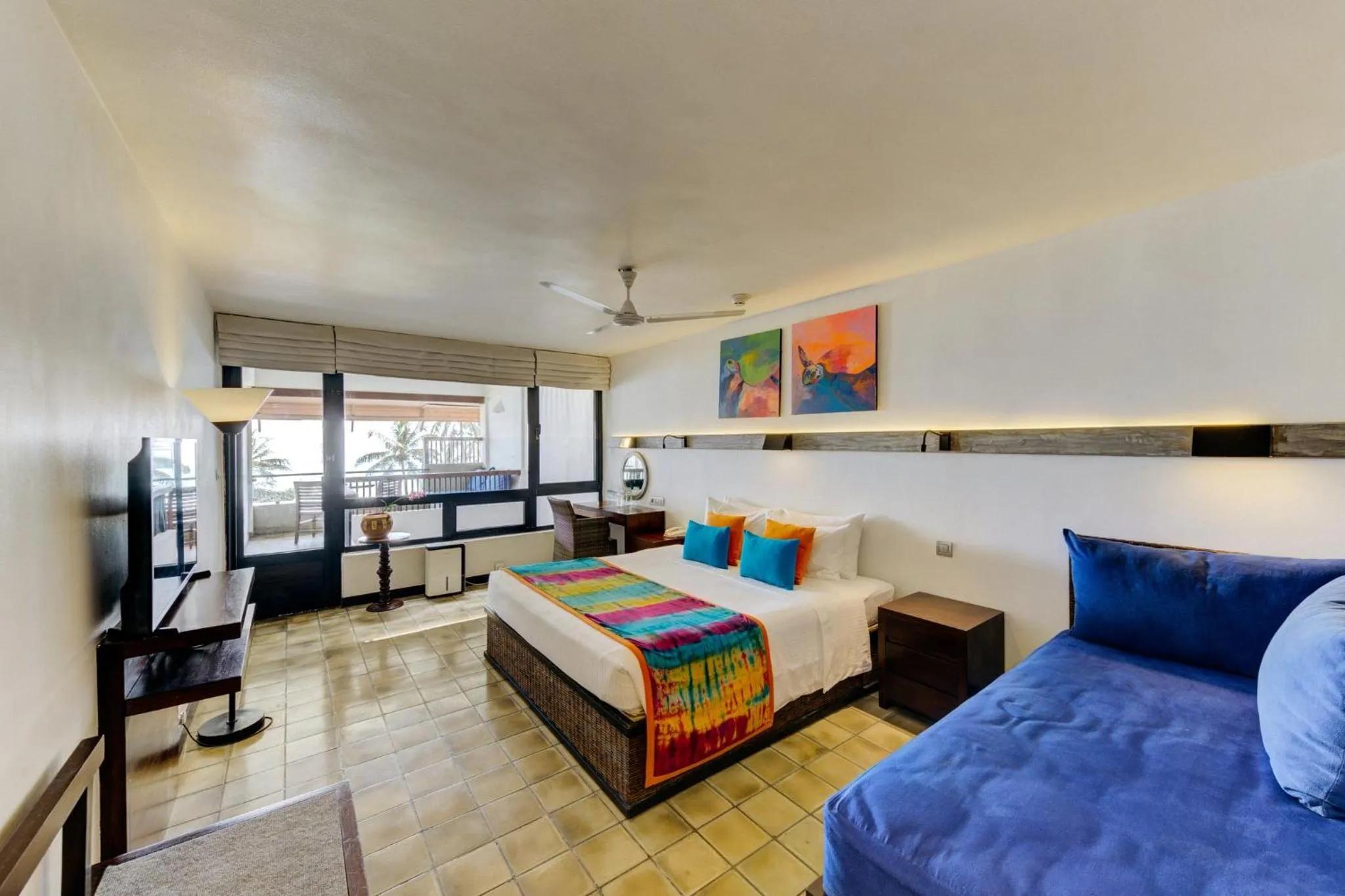 Photo of the whole room in Hikka Tranz by Cinnamon