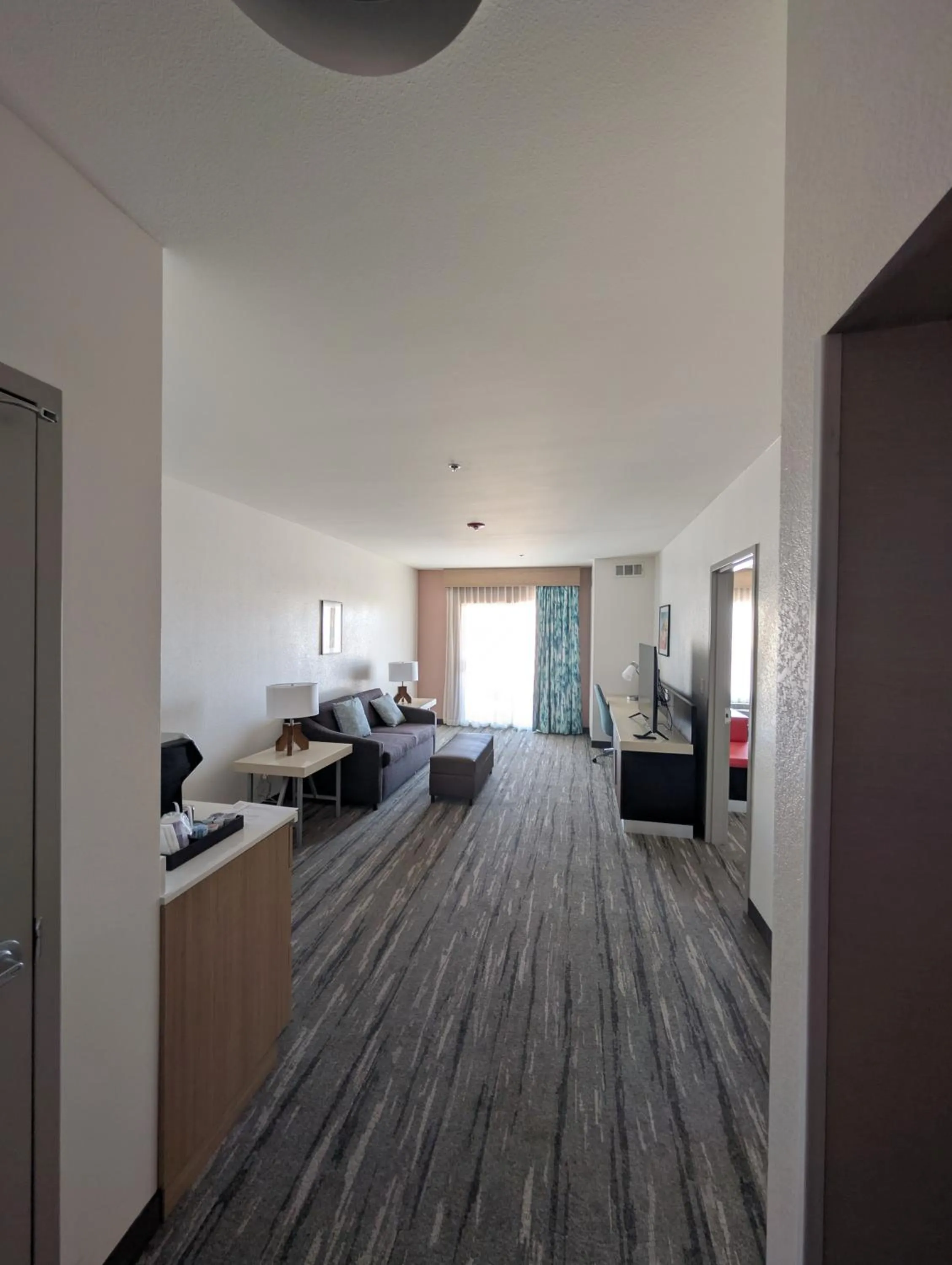 Bedroom, Bed in Hilton Garden Inn Las Vegas Strip South