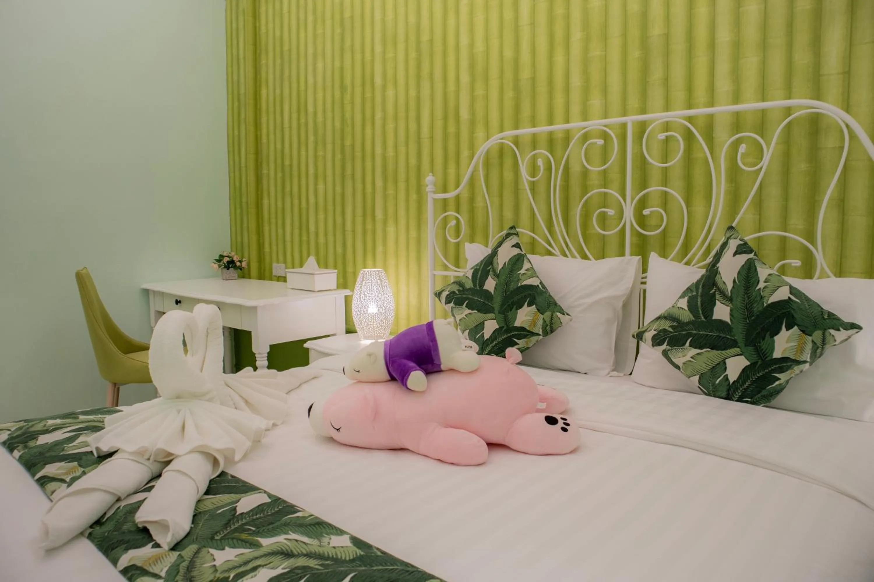 Bedroom in Tubtim Siam River Kwai Resort