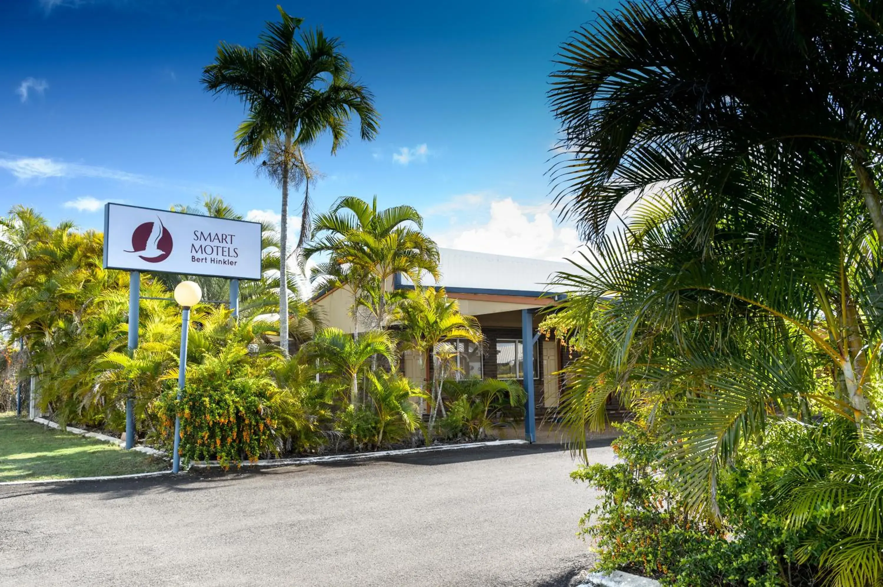 Facade/entrance in Smart Motels Bert Hinkler Facade/entrance in Smart Motels Bert Hinkler