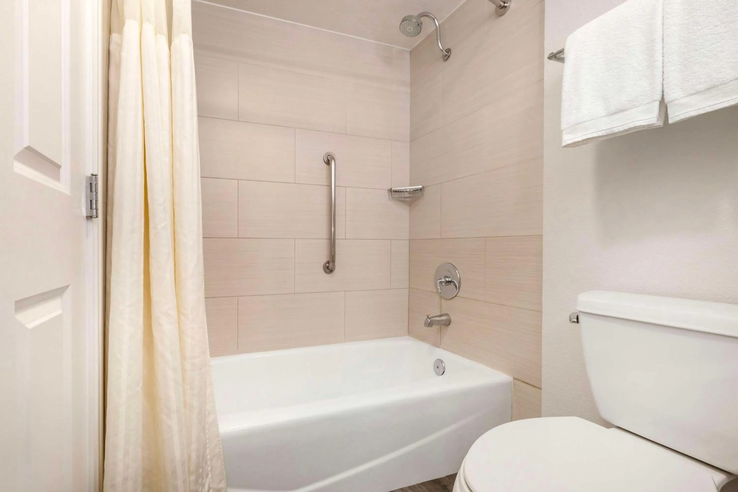 Bathroom in Hilton Grand Vacations Club Paradise Las Vegas