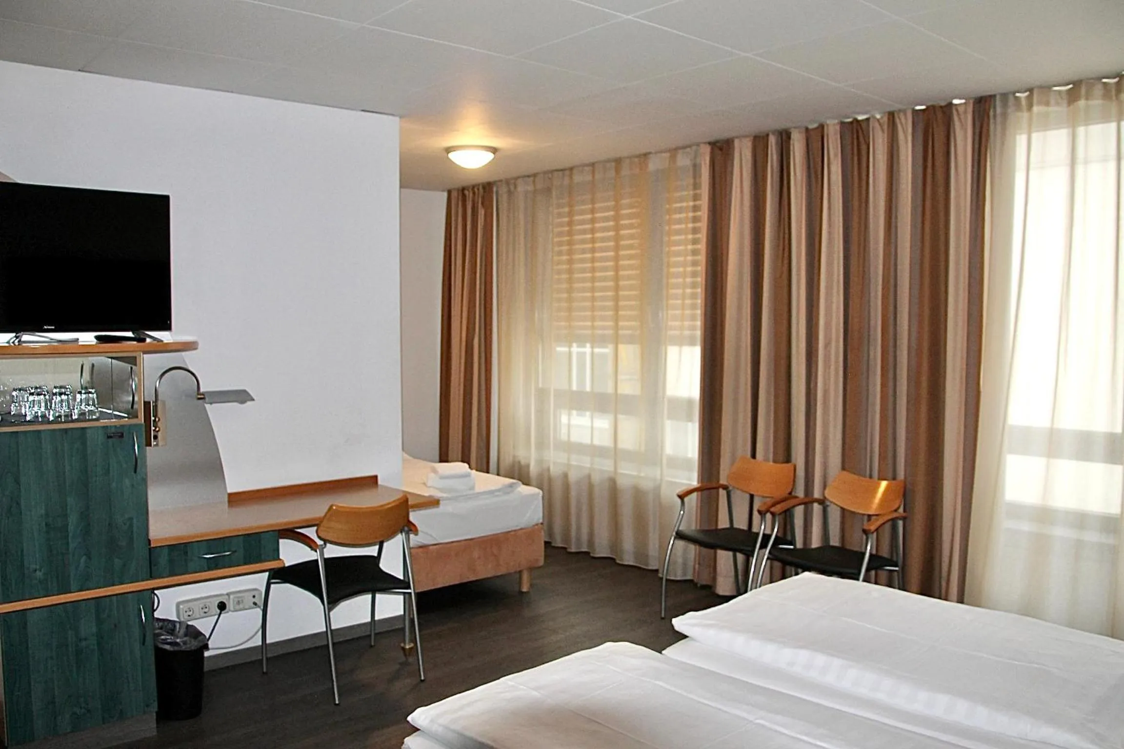 View (from property/room), Bed in Opera Hotel Köln