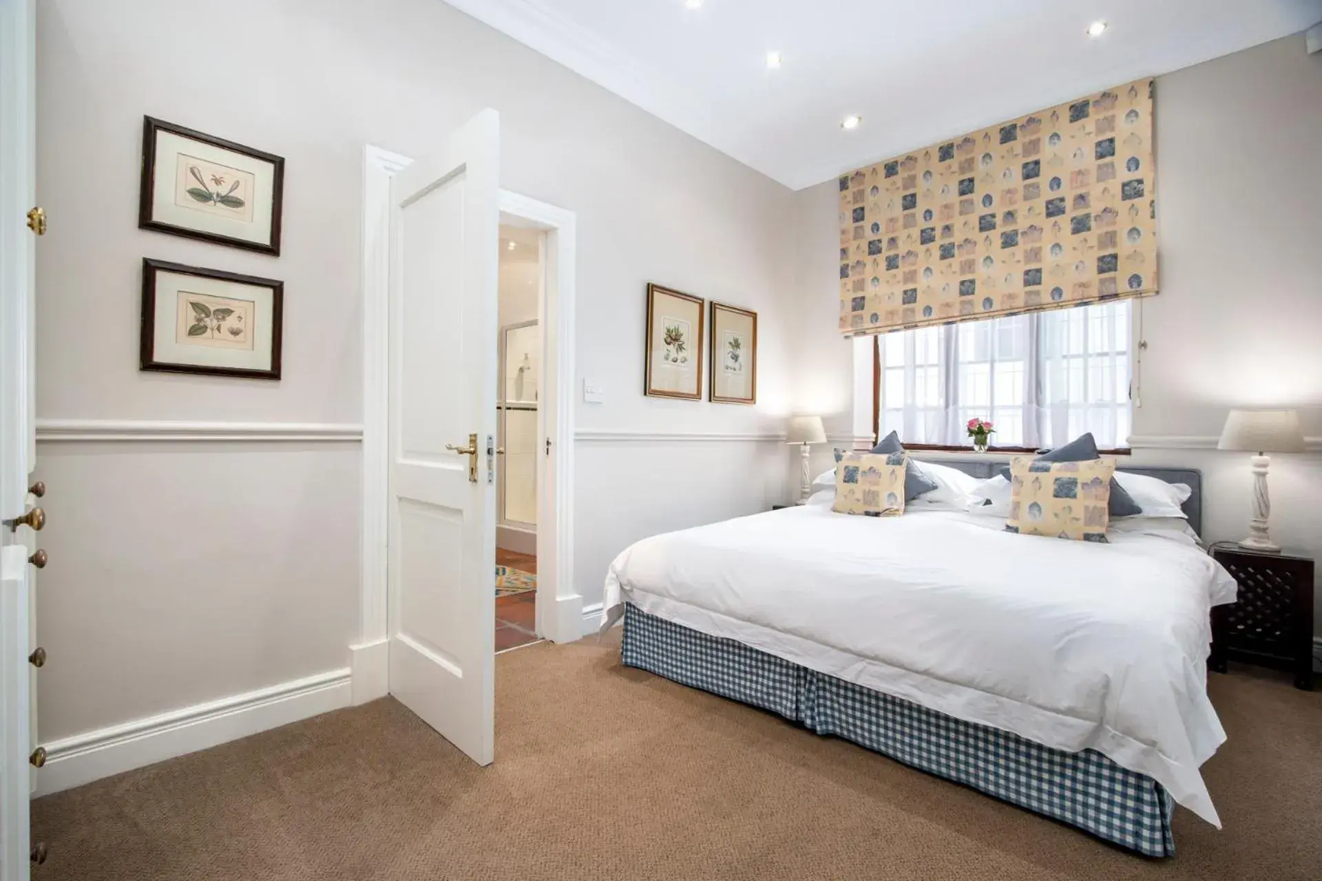 Bedroom, Bed in La Fontaine Guest House Hermanus Bedroom, Bed in La Fontaine Guest House Hermanus