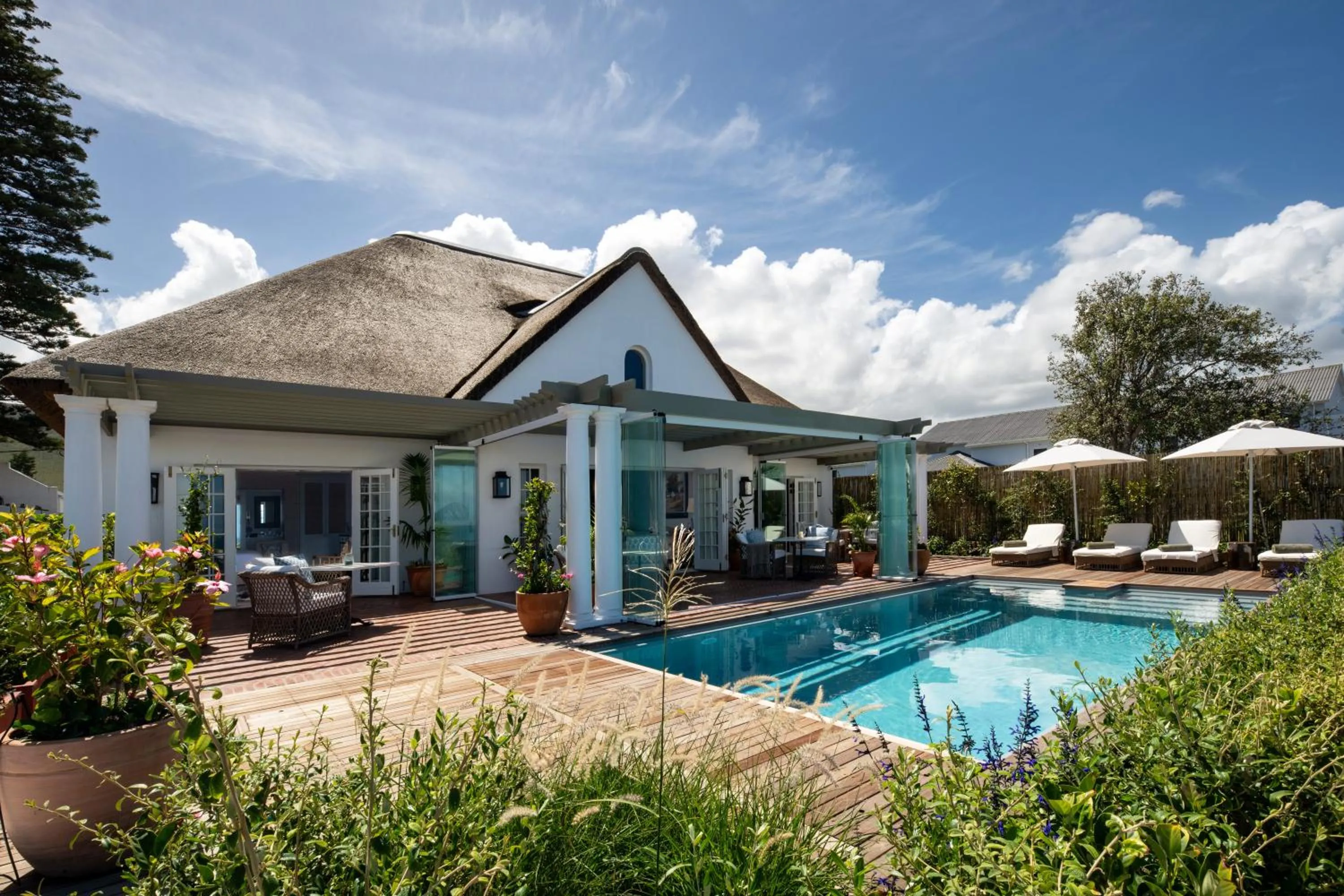 Swimming pool in La Fontaine Guest House Hermanus
