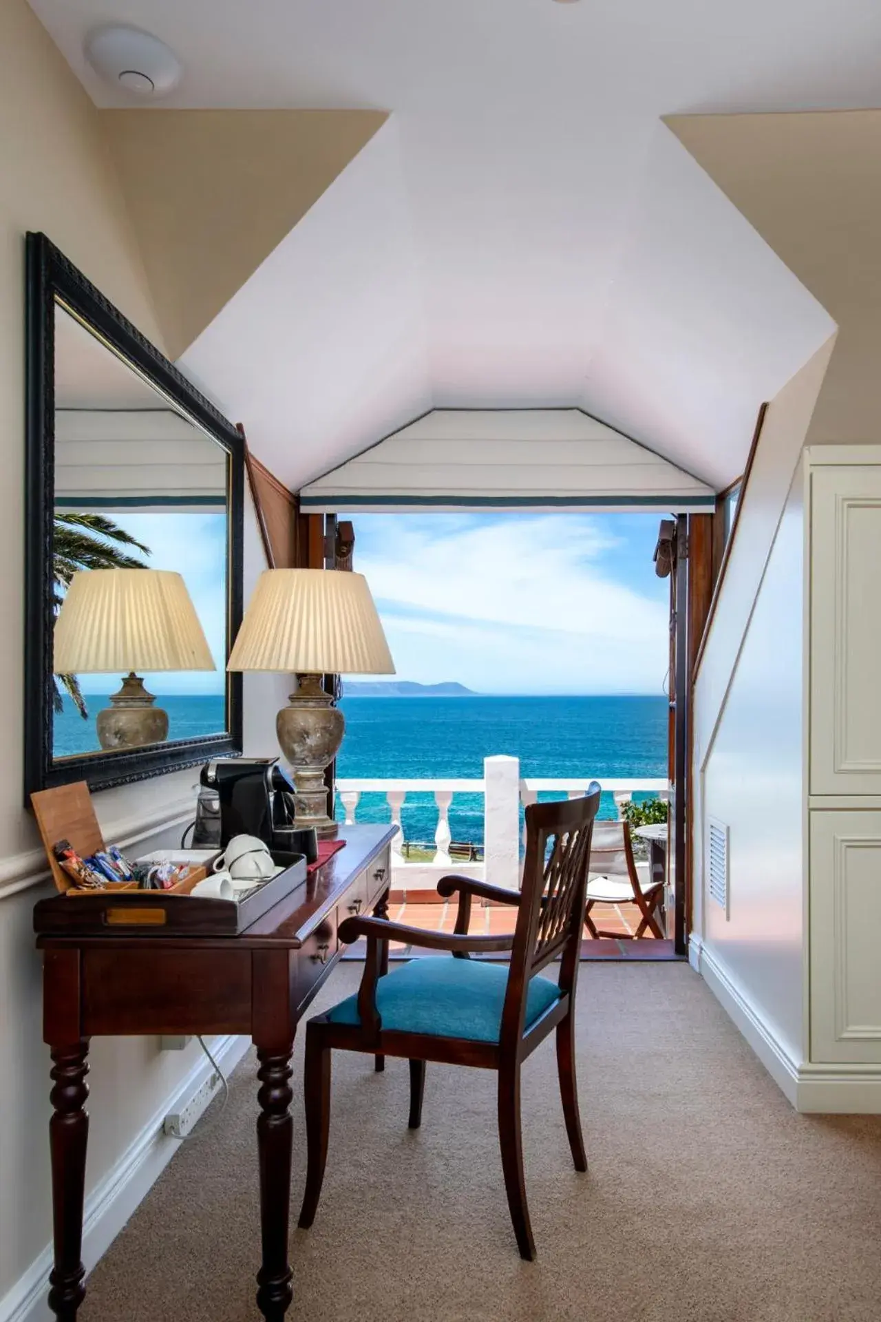 View (from property/room) in La Fontaine Guest House Hermanus View (from property/room) in La Fontaine Guest House Hermanus