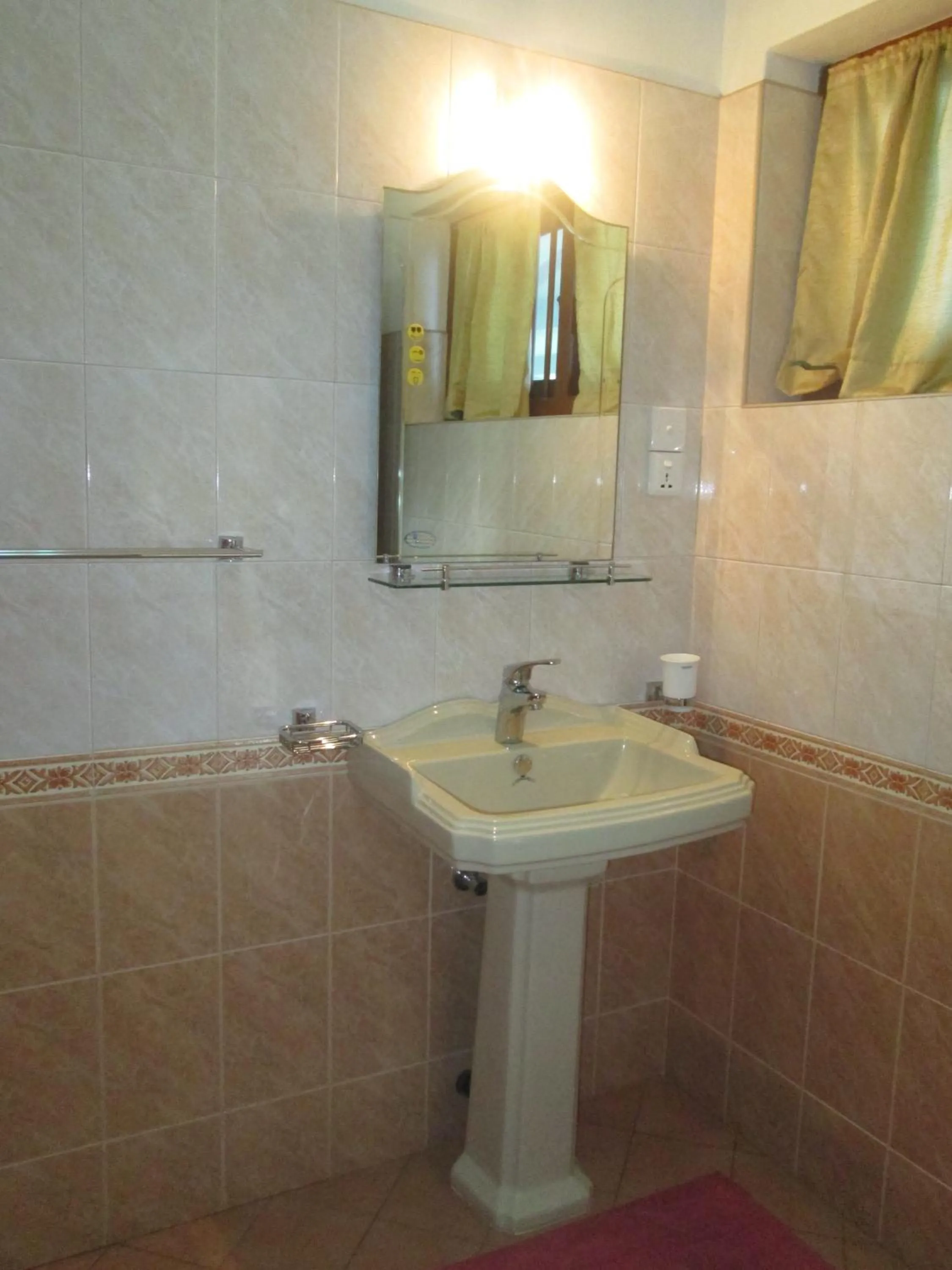 Bathroom in Tandem Guesthouse