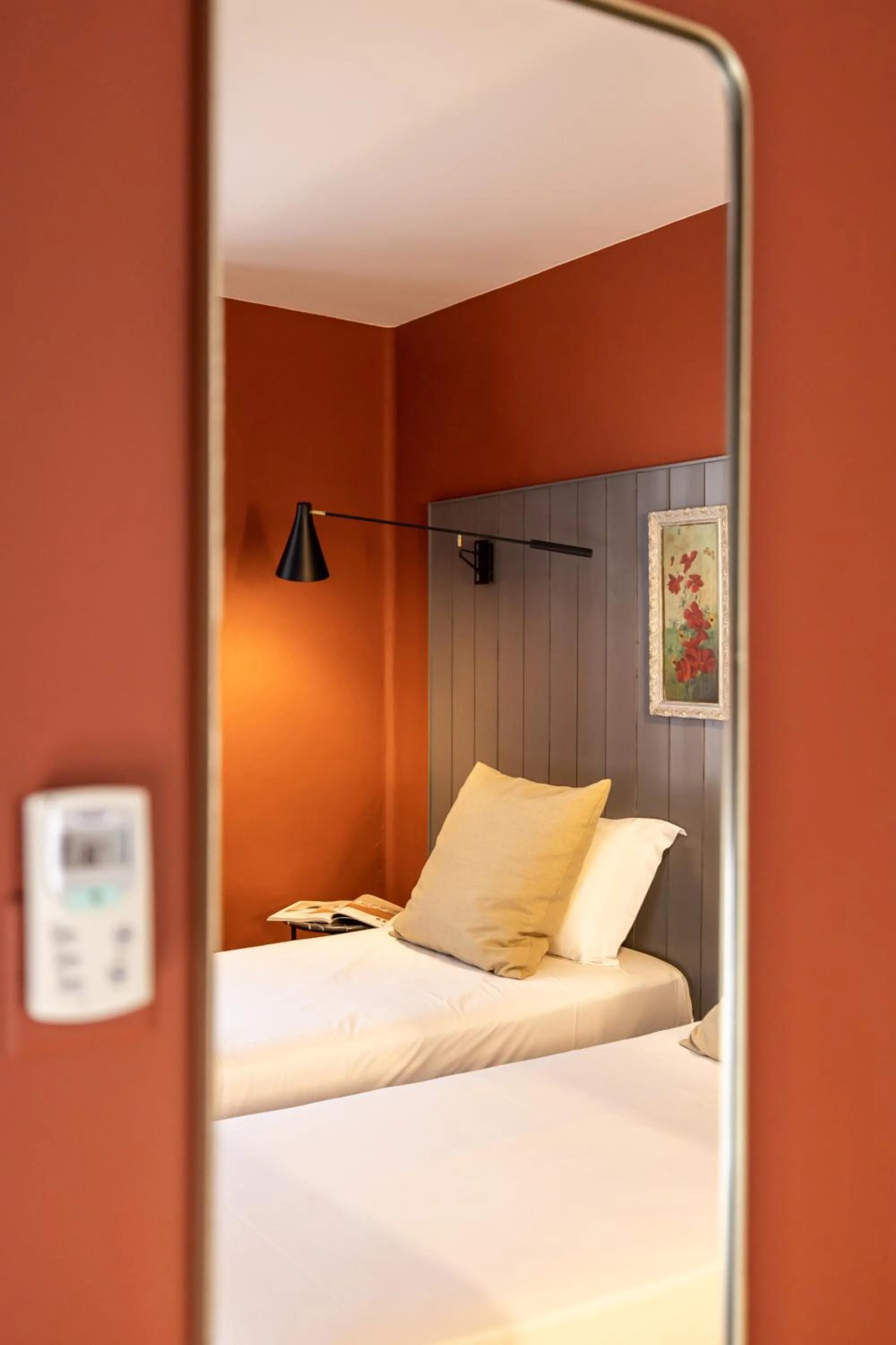 Decorative detail, Bed in Naâd Hotel Sarlat Centre Ville