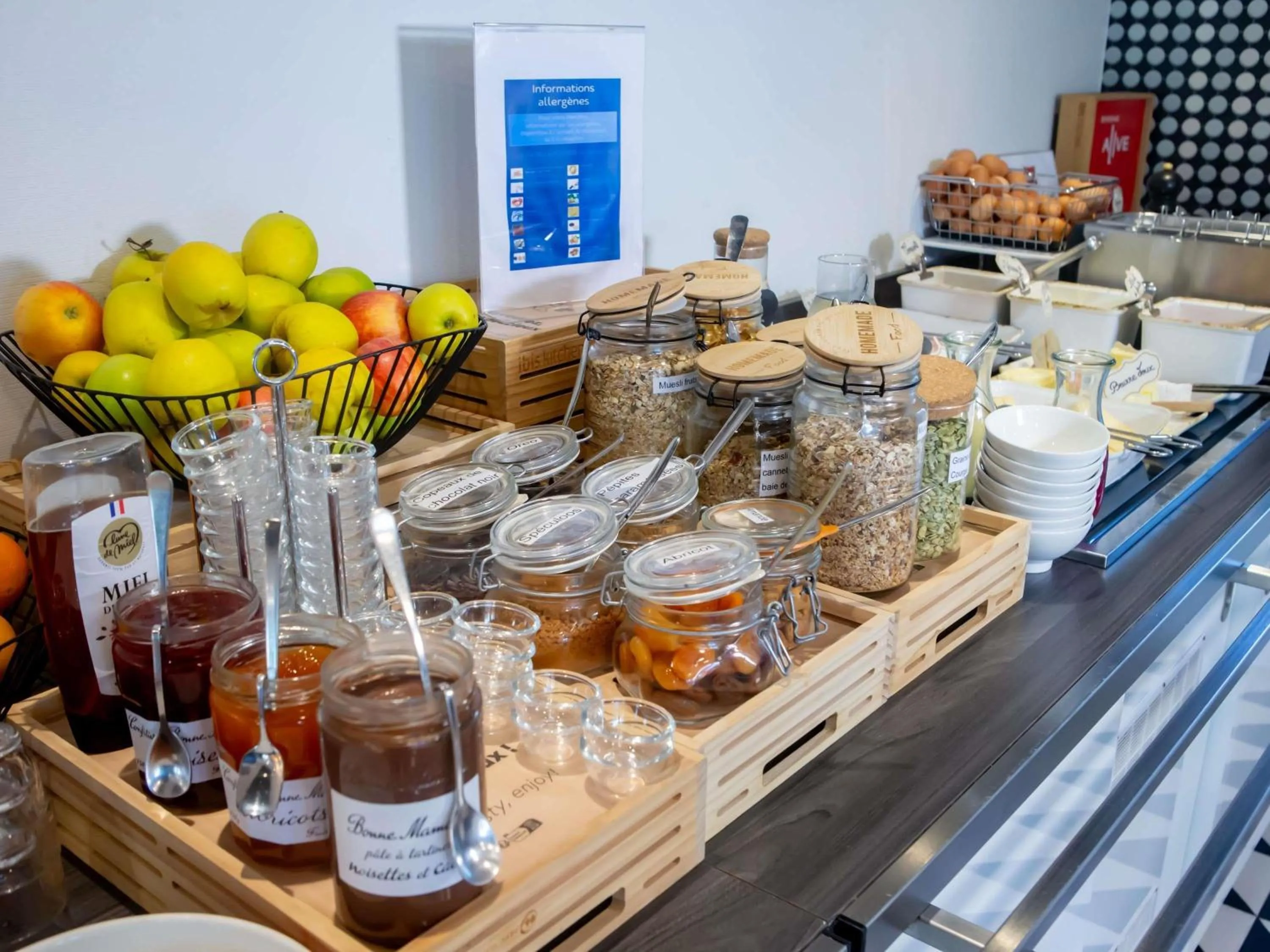 Breakfast in ibis Haguenau Strasbourg Nord